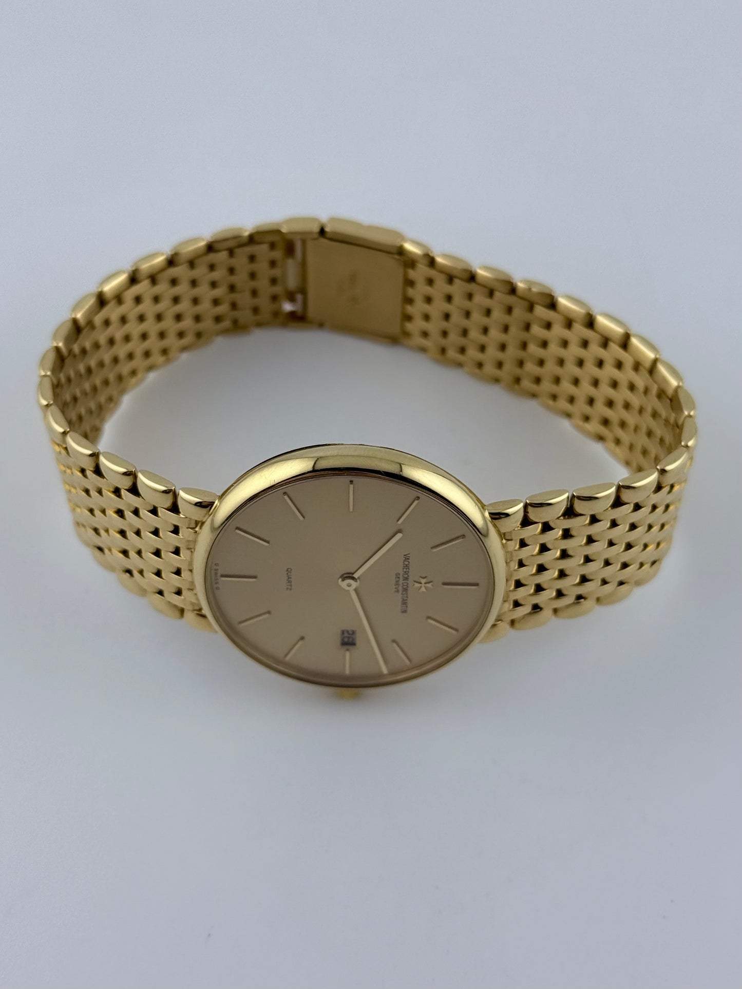 Vacheron Constantin Geneve Quartz - Solid 18ct Gold