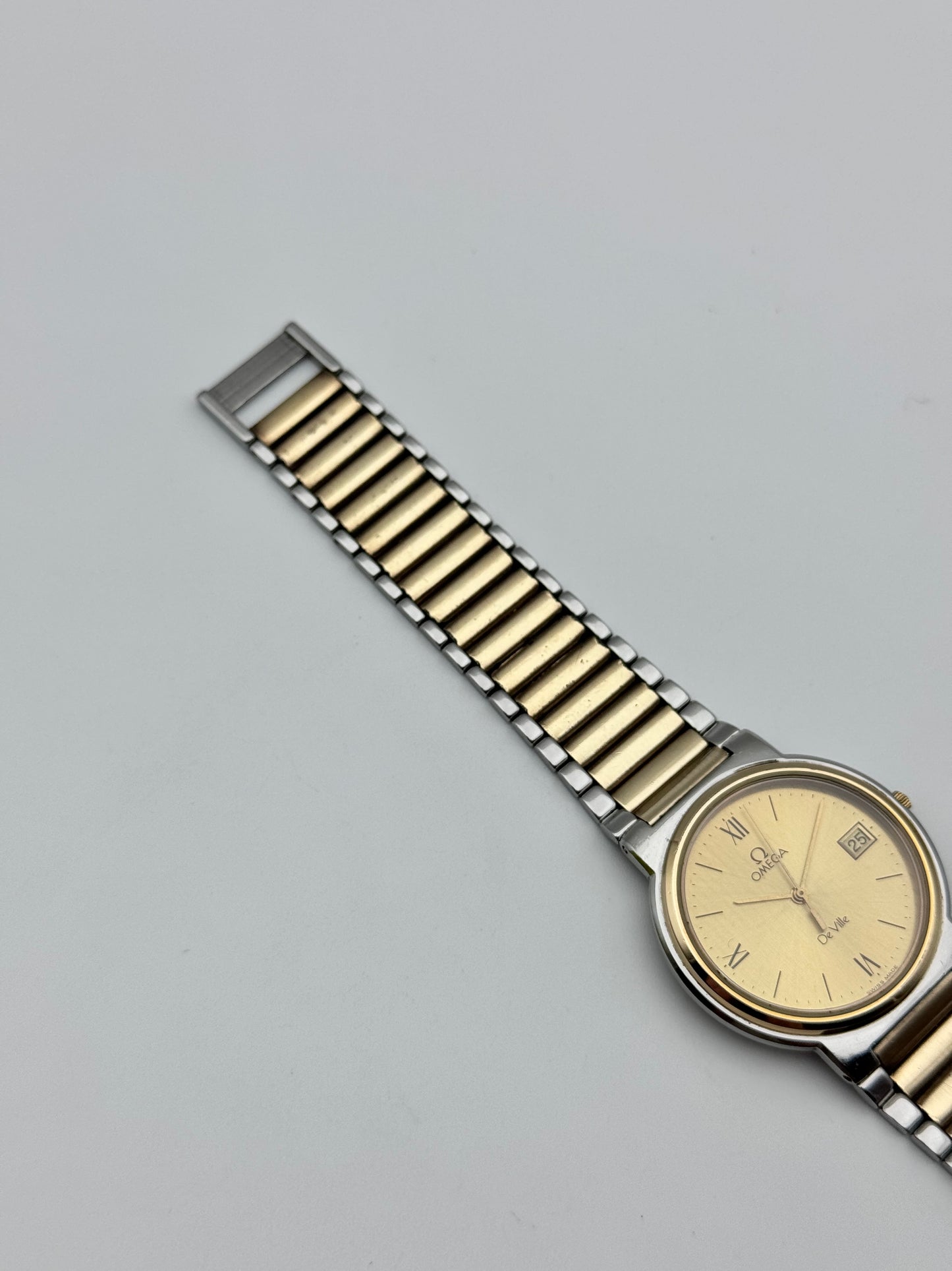 Omega De Ville Quartz Date 196.0256 - Original Bracelet