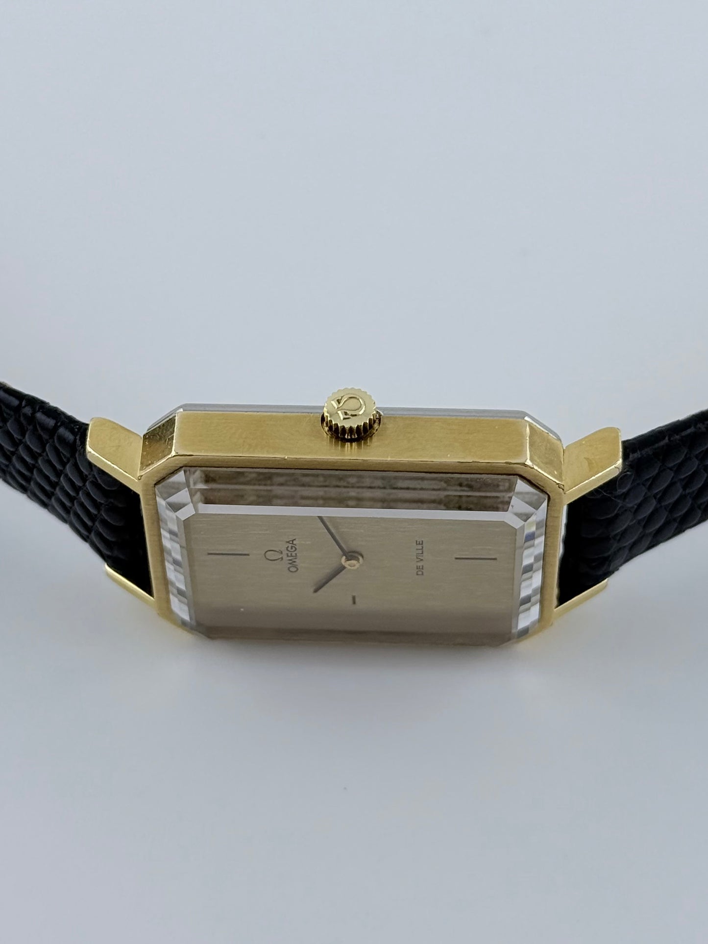 Omega DeVille Tank Manual Wind - Andrew Grima - Ultra Rare - 511.0378