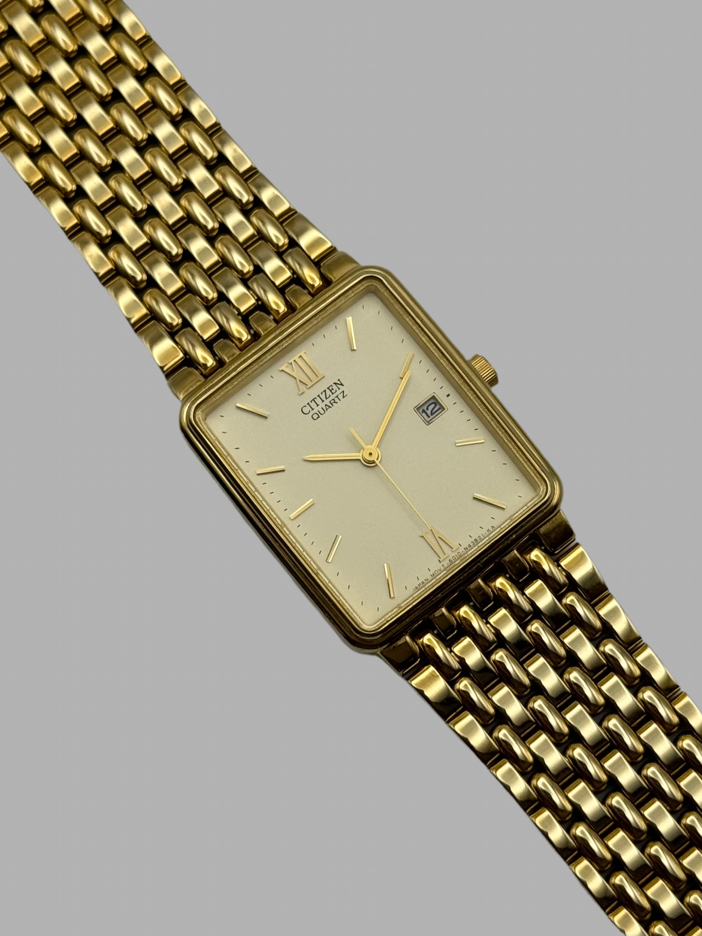 Citizen Tank Quartz Date 6010-S51482