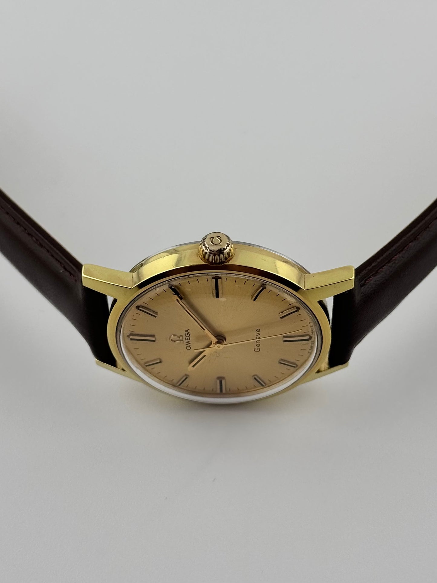 Omega Geneve Manual 135.070