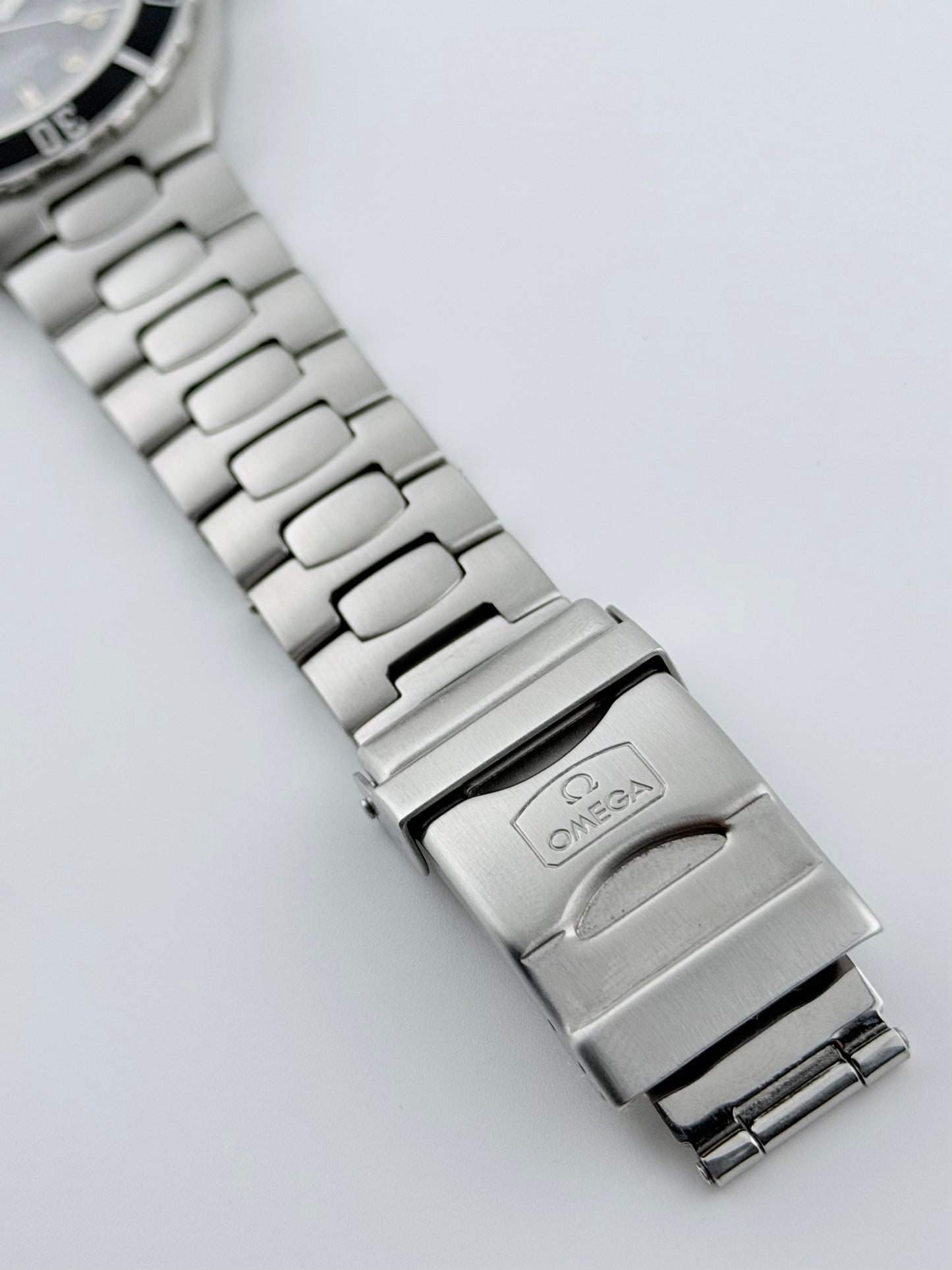 Omega Seamaster 200 Quartz Pre Bond - 396.1062 - 40mm Size