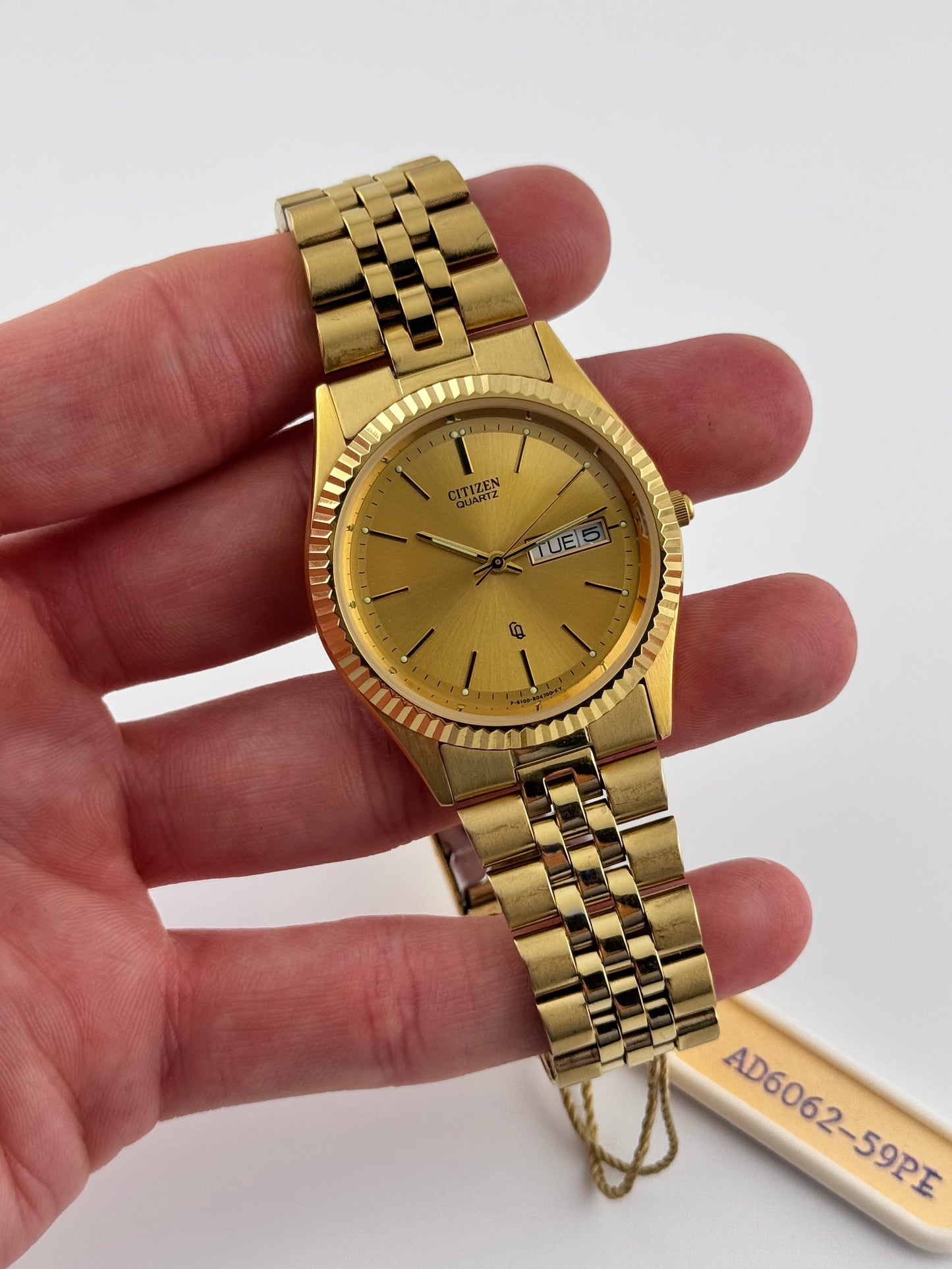 Citizen CQ Quartz Day-Date 6100-R00391