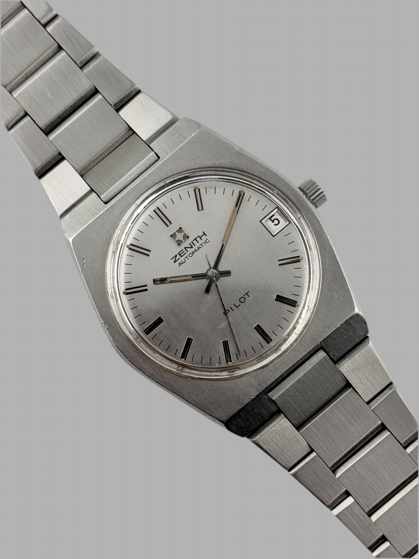 Zenith Pilot Automatic Date - 01-0010-382