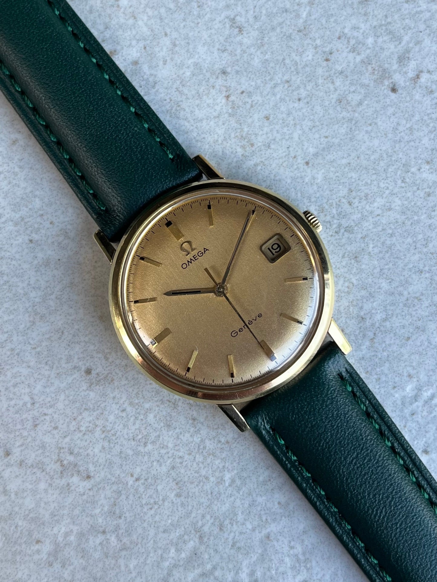 Omega Geneve Manual Wind 132.019