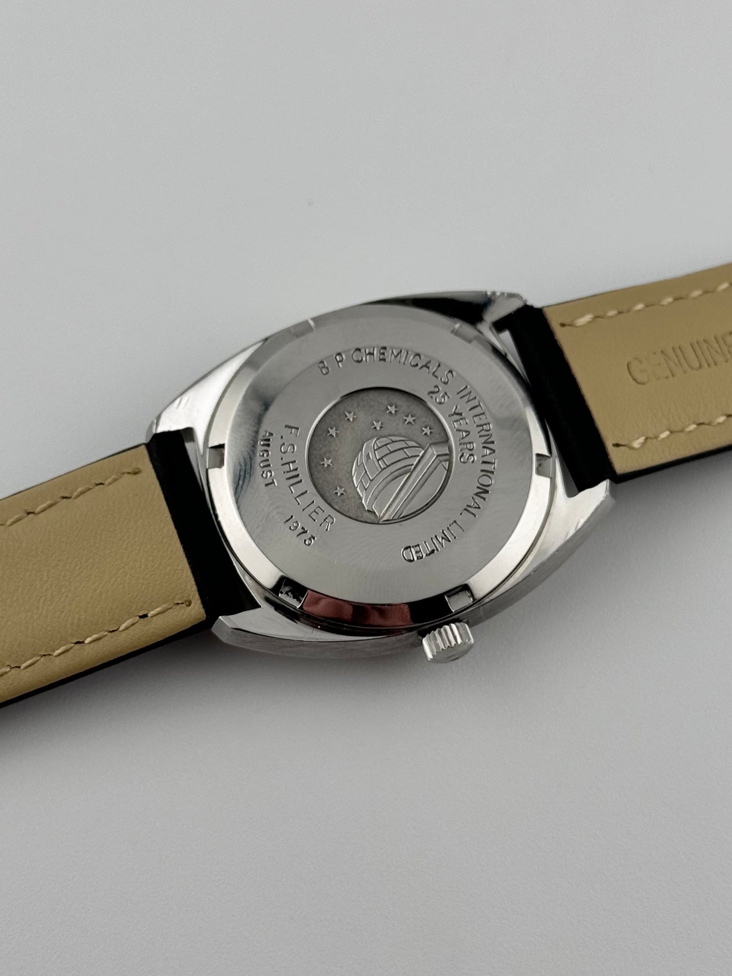 Omega Constellation Chronometer Automatic Date 168.017 Full Box and Papers