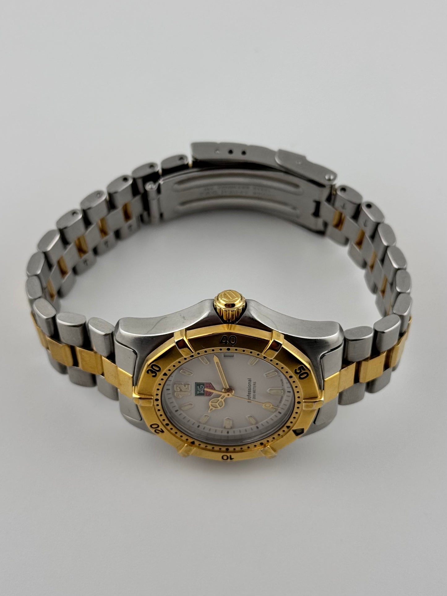 Tag Heuer Professional 200 Quartz Date - WK1220