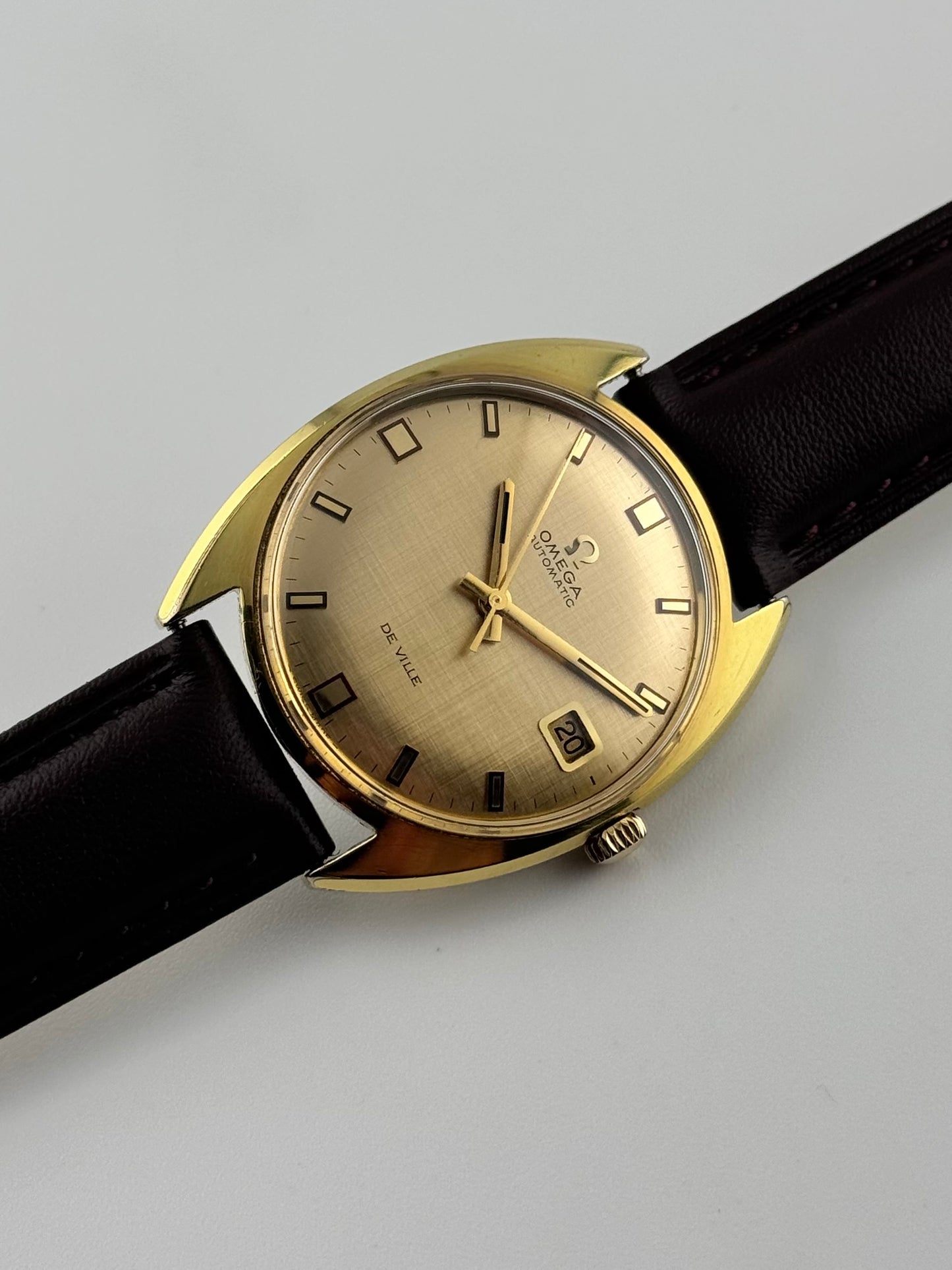 Omega De Ville Automatic 166.029 - Box and Papers!