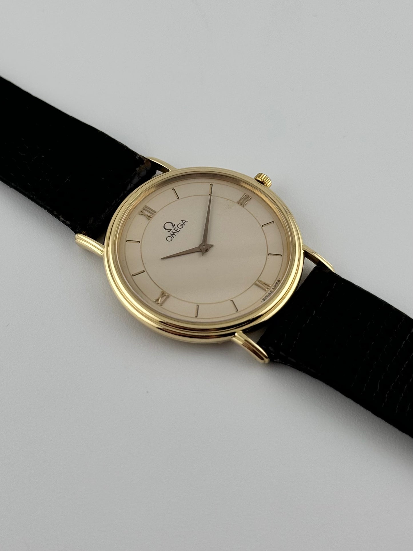 Omega De Ville Clasique Ultrathin Quartz 18ct Yellow Gold - 195.784