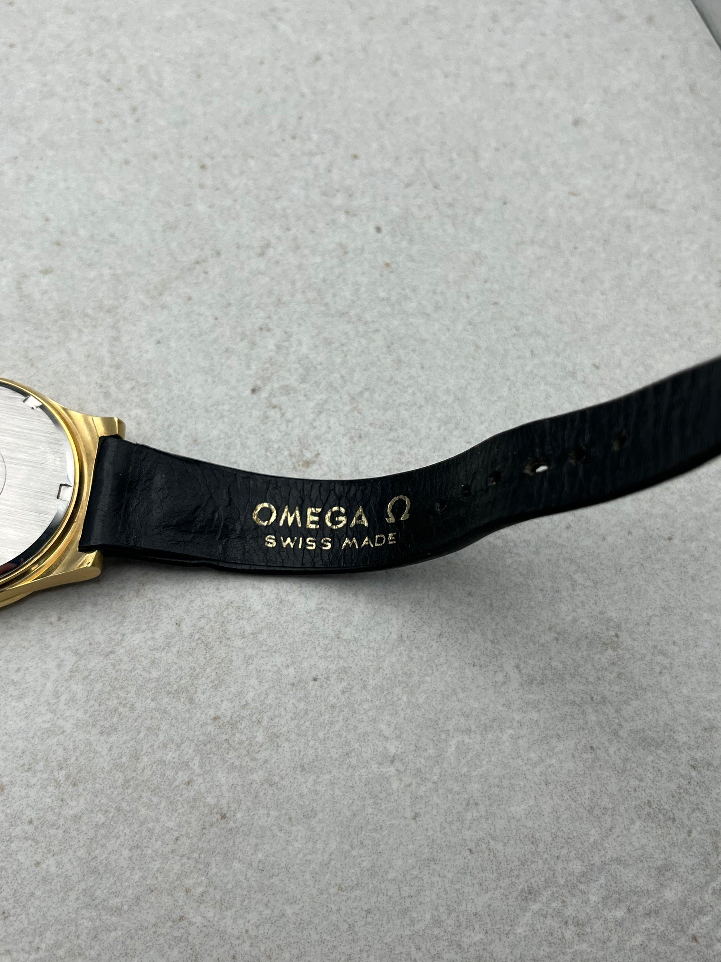 Omega Geneve Manual Date 136.0102 Near New Old Stock Boxed