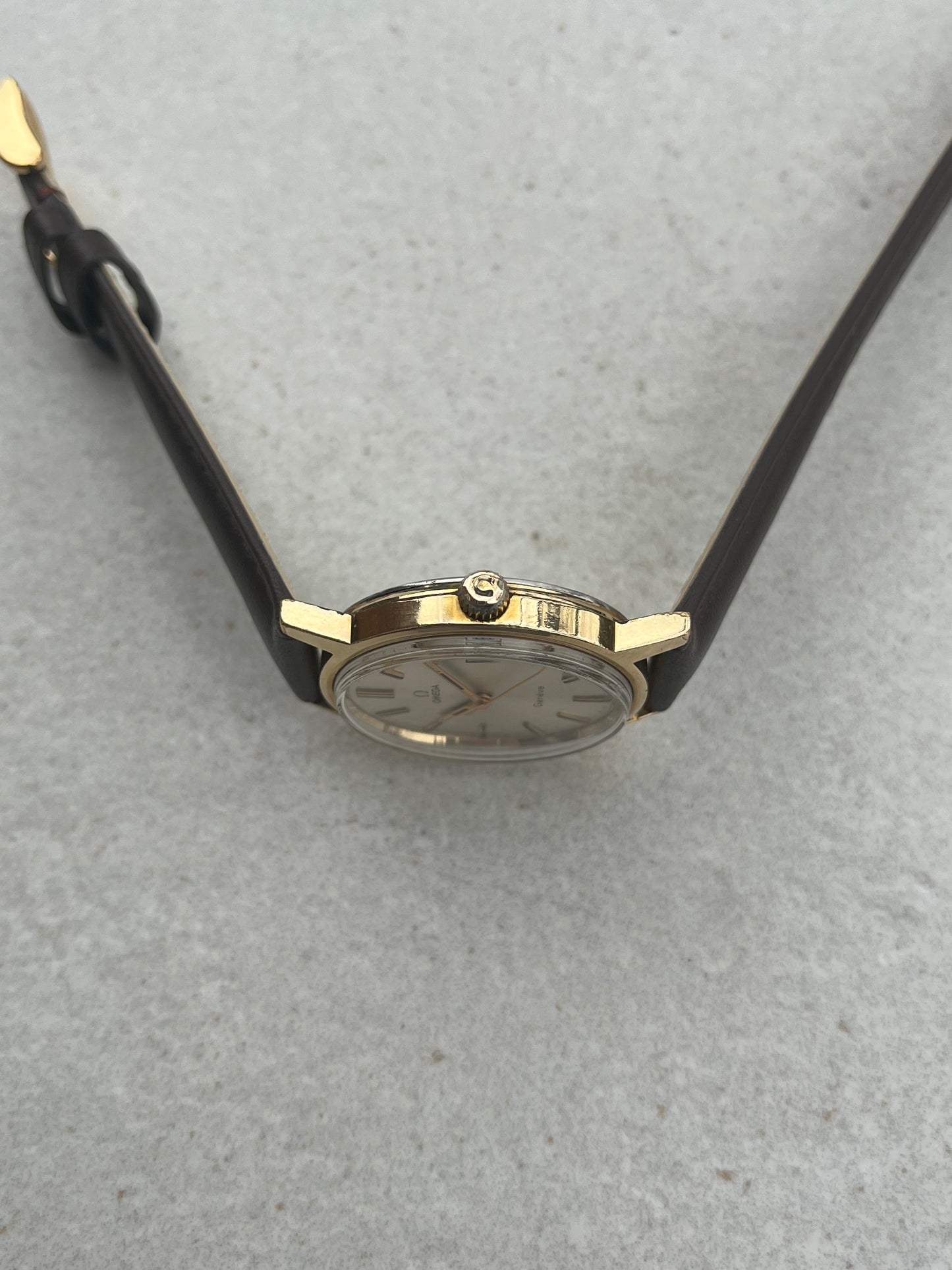 Omega Geneve Manual Date 136.0099