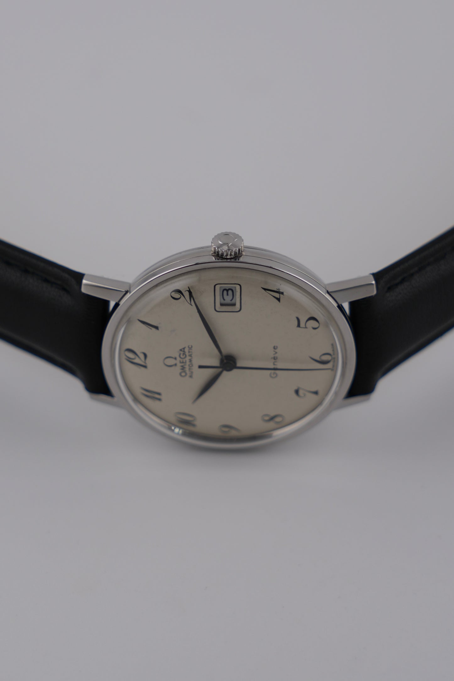 Omega Geneve Automatic Date - 162.009 - Rare Arabic Dial