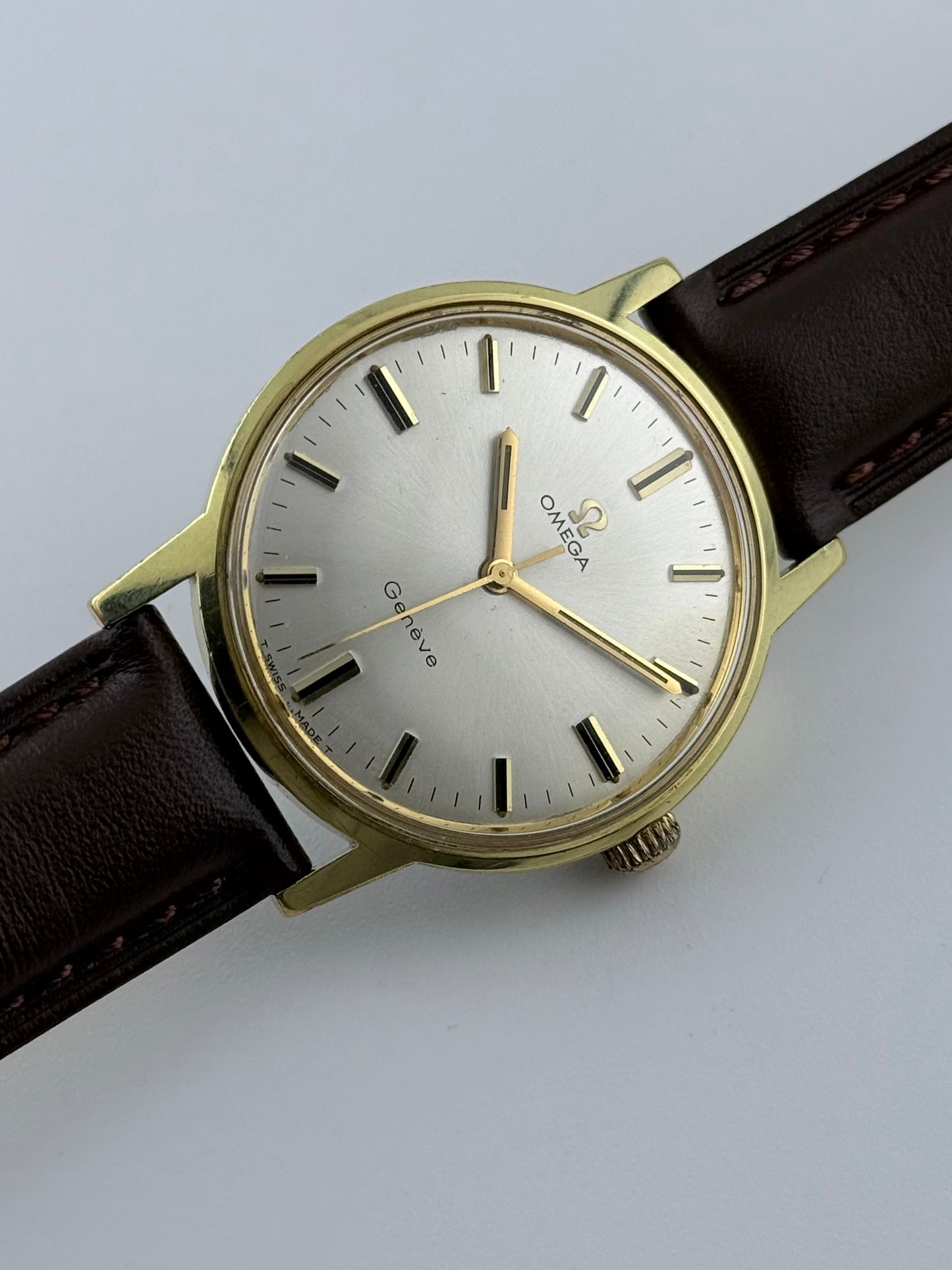 Omega Geneve Manual 135.070 - Box and Papers
