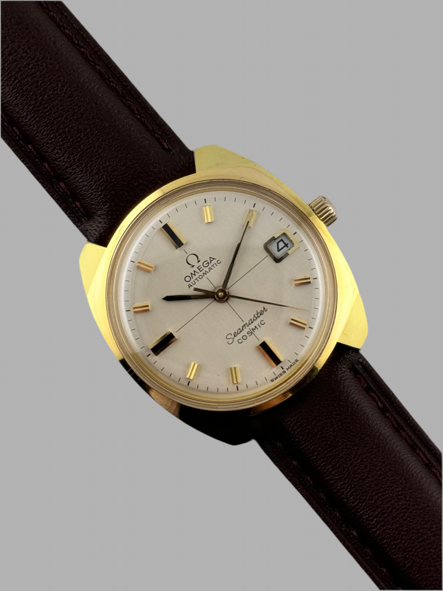 Omega Seamaster Cosmic Rare Crosshair Dial 166.022 Box and Papers