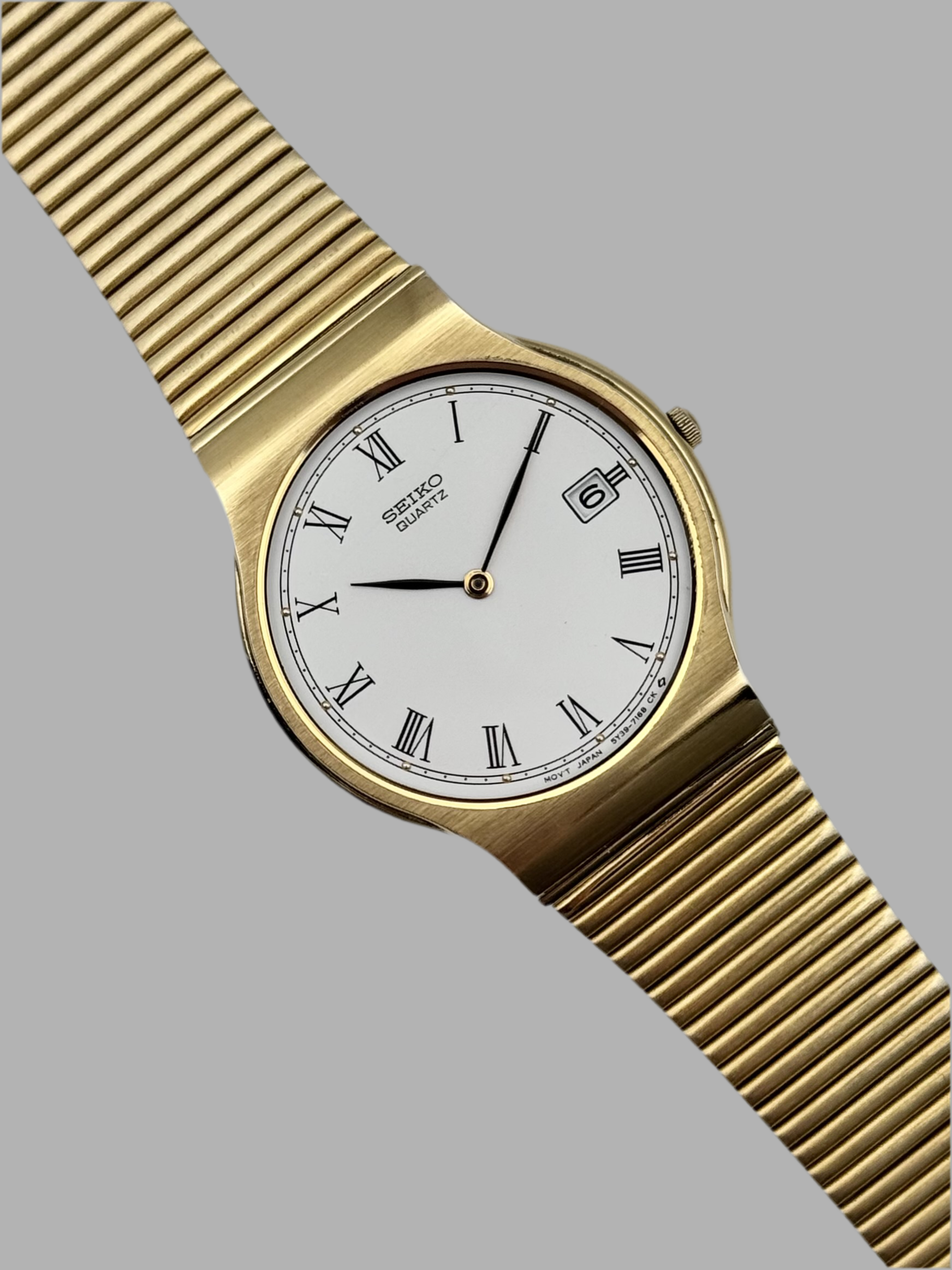 Seiko Quartz Date Dress Watch - 5Y39- 7000 - Near mint The Wrist Watcher Seiko Quartz Date Dress Watch - 5Y39- 7000 - Near mint The Wrist Watcher