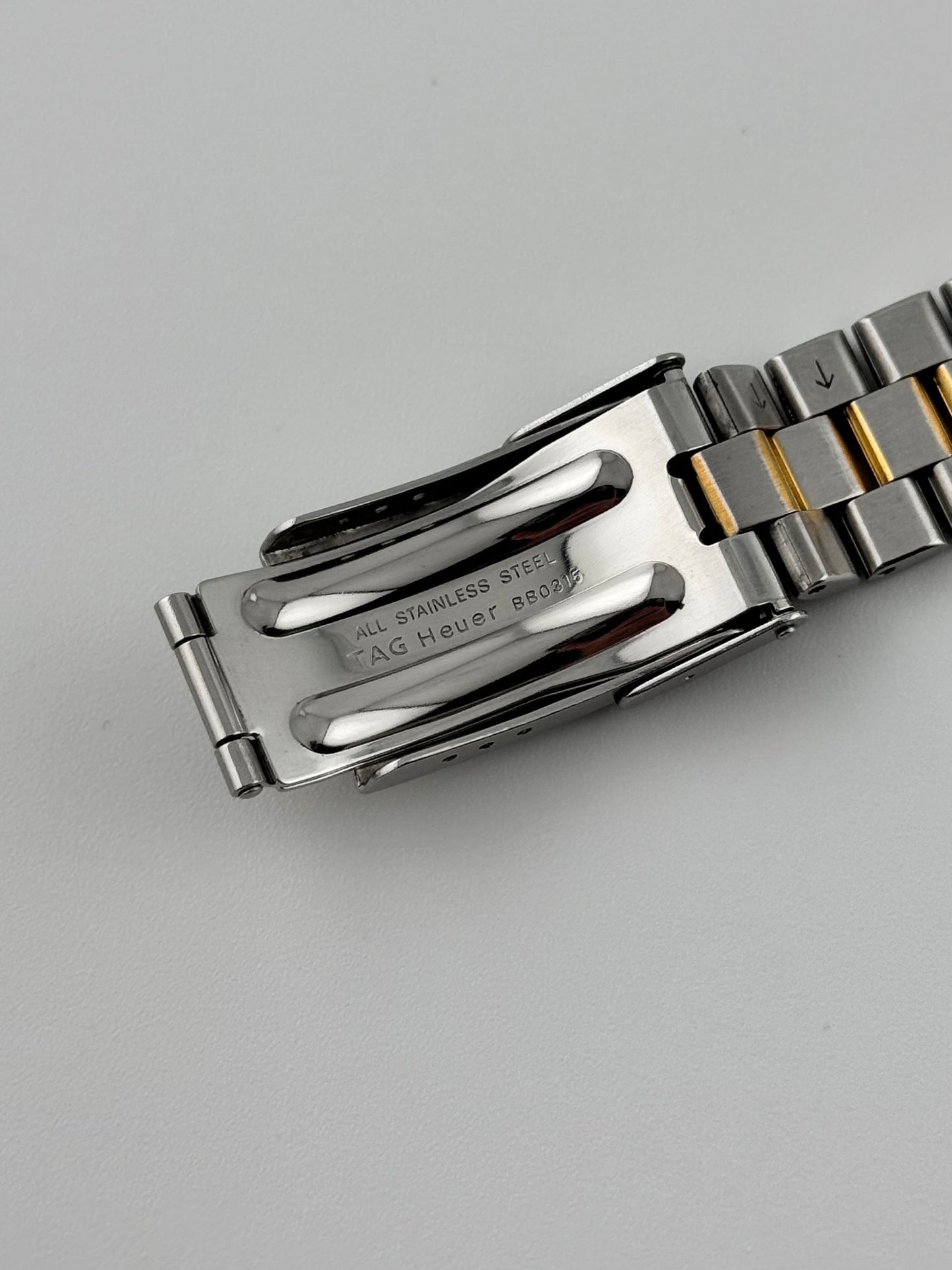 Tag Heuer Professional 200 Quartz Date - WK1220