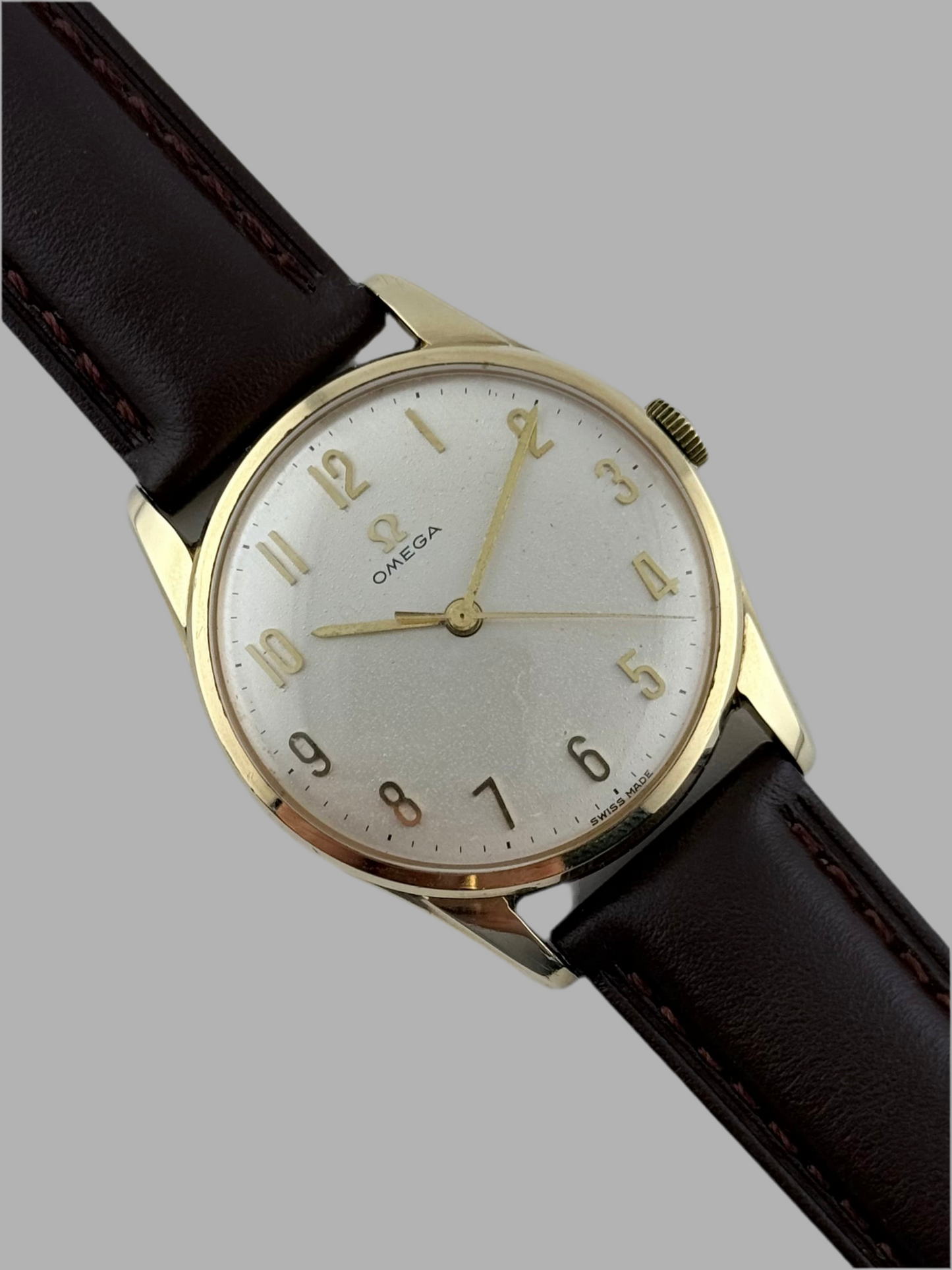 Omega Geneve Manual Wind 9ct Gold - 131.5405 - Box and Papers