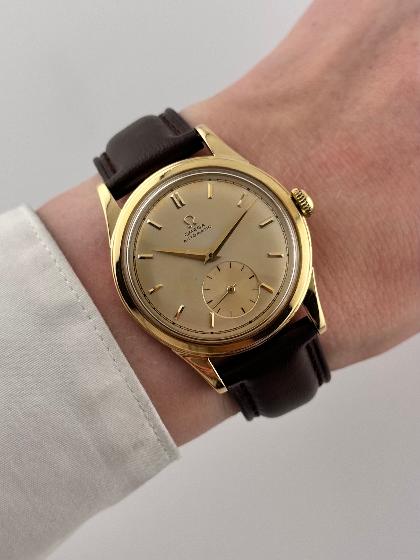 Omega Sub Seconds Automatic Bumper 18ct Yellow Gold