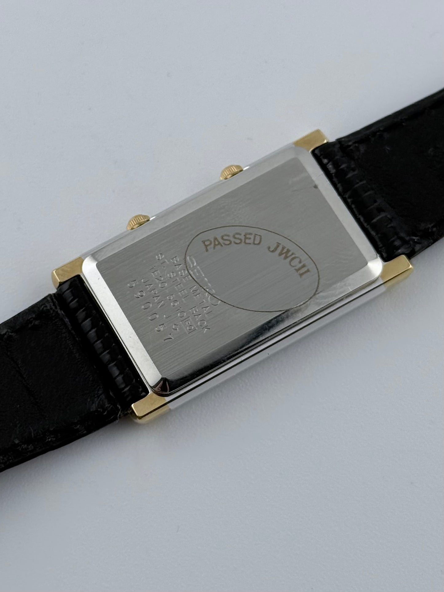 Seiko Quartz Tank Dual Time 1E20-5610