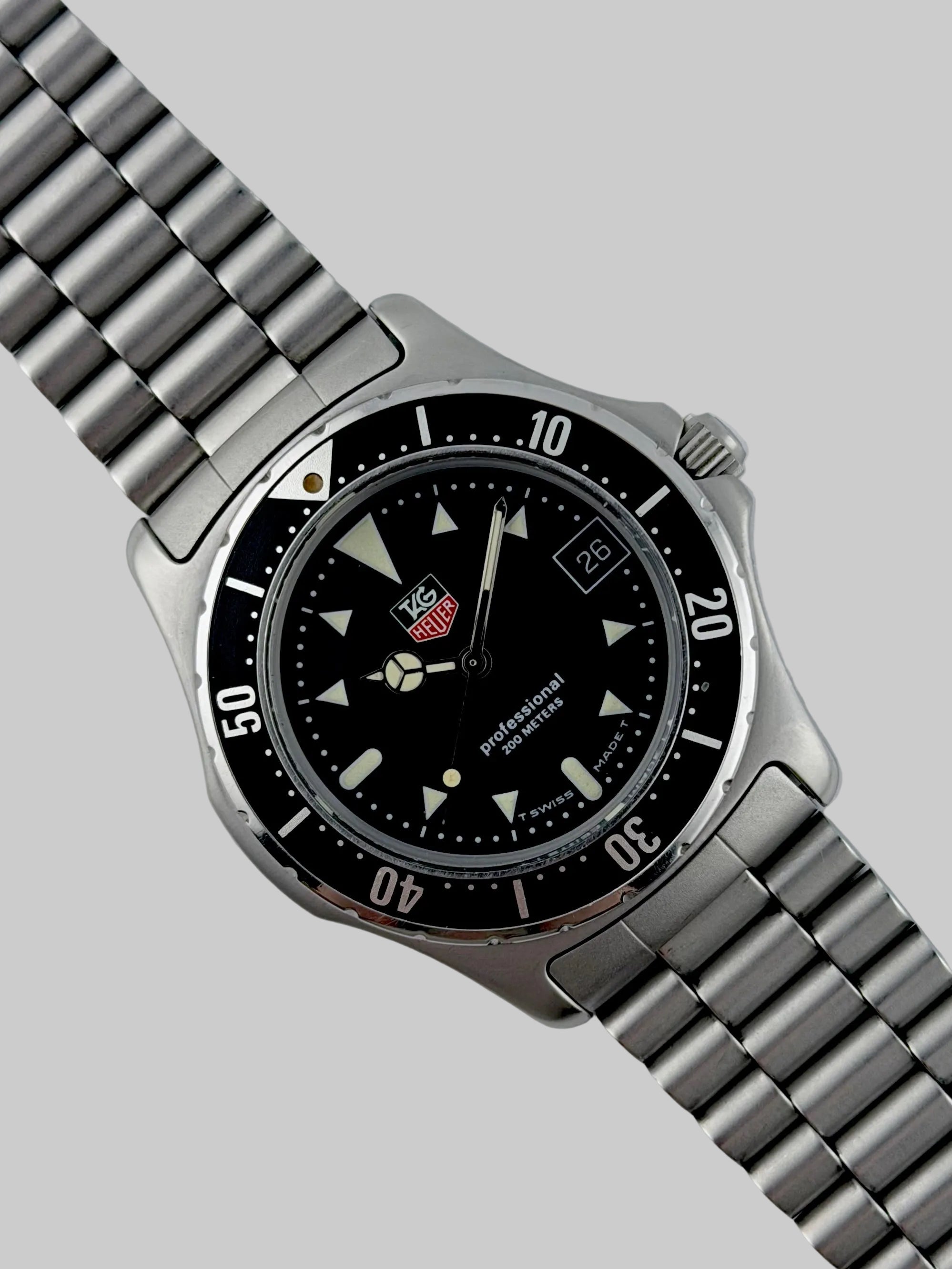 TAG Heuer Professional 200 Meters 時計 Tag Heuer Professional 200m Quartz Date - 973.006F – The Wrist Watcher