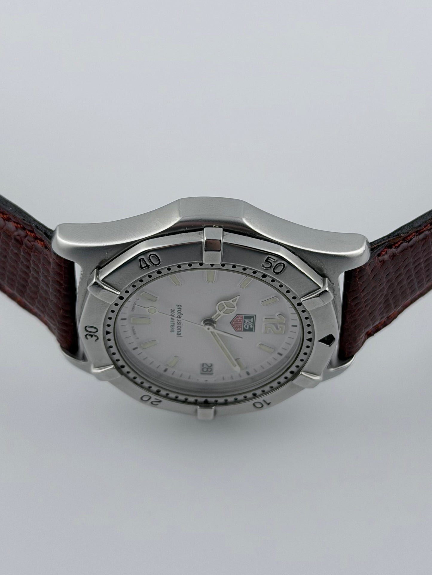 Tag Heuer Professional 200m Quartz Date - WK1111