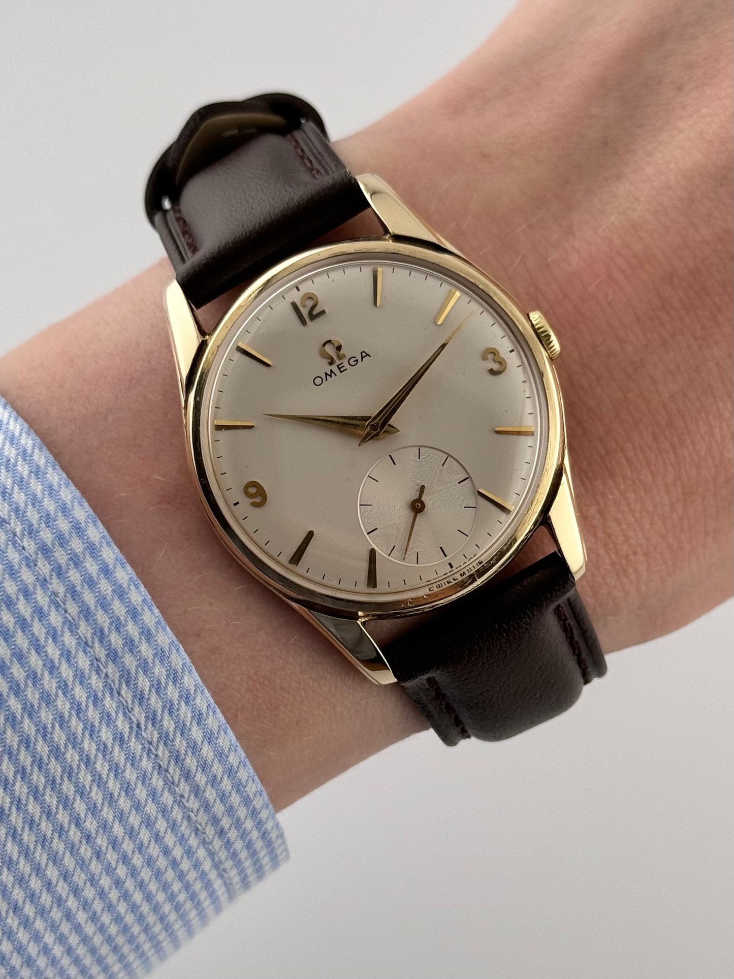 Omega Manual Wind Sub Seconds 9ct Solid Gold - 153.103