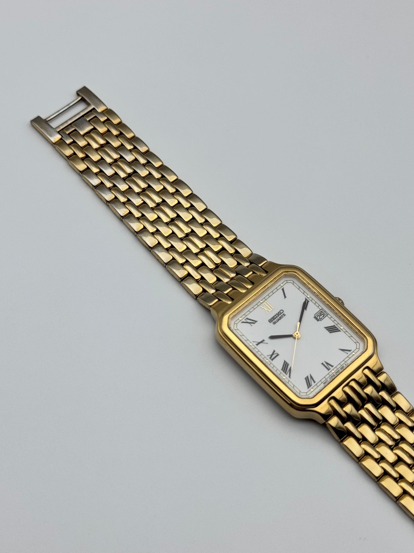 Seiko Tank Quartz 7N22-5021