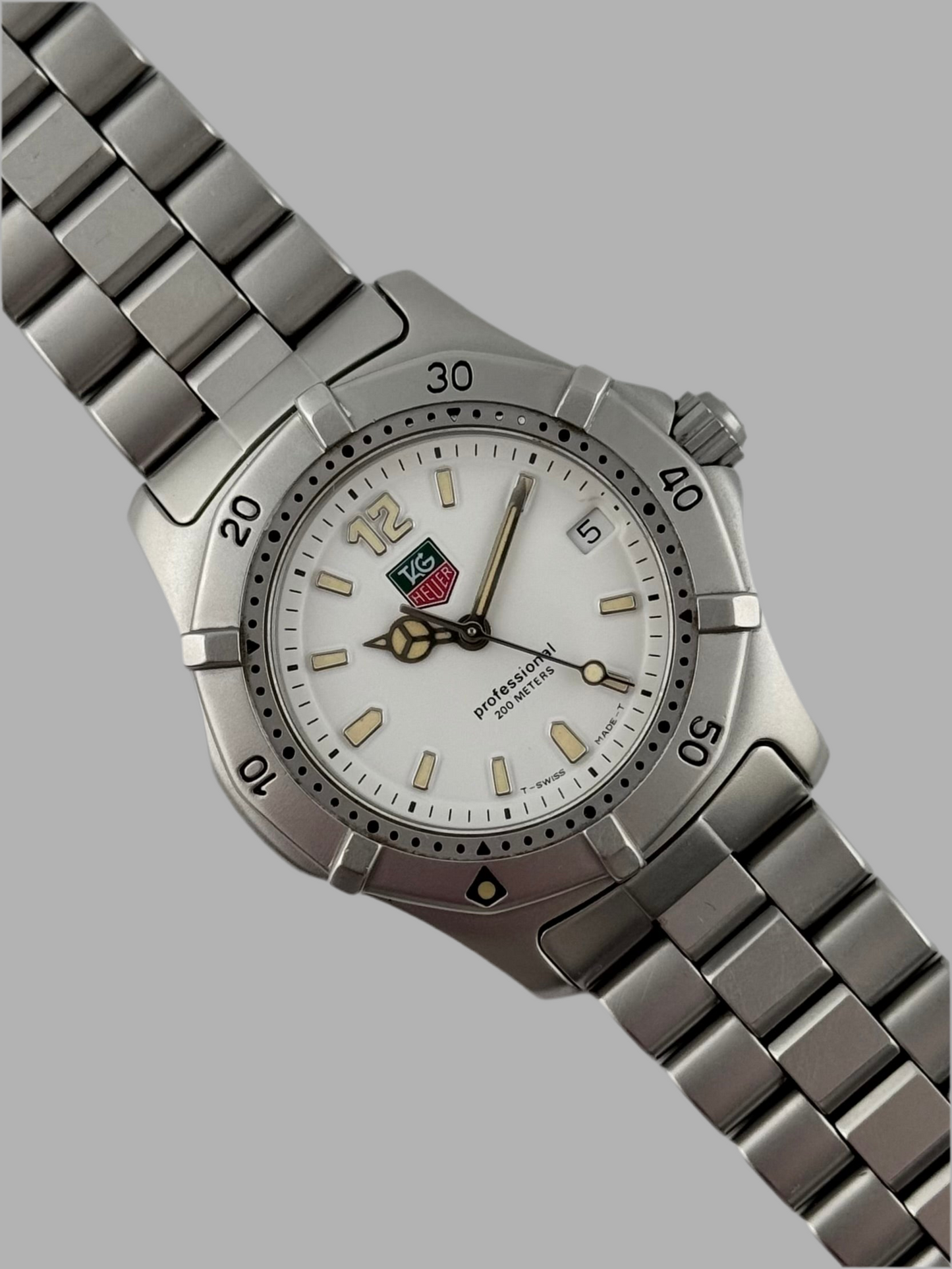 Tag Heuer Professional 200 Quartz Date - WK1211