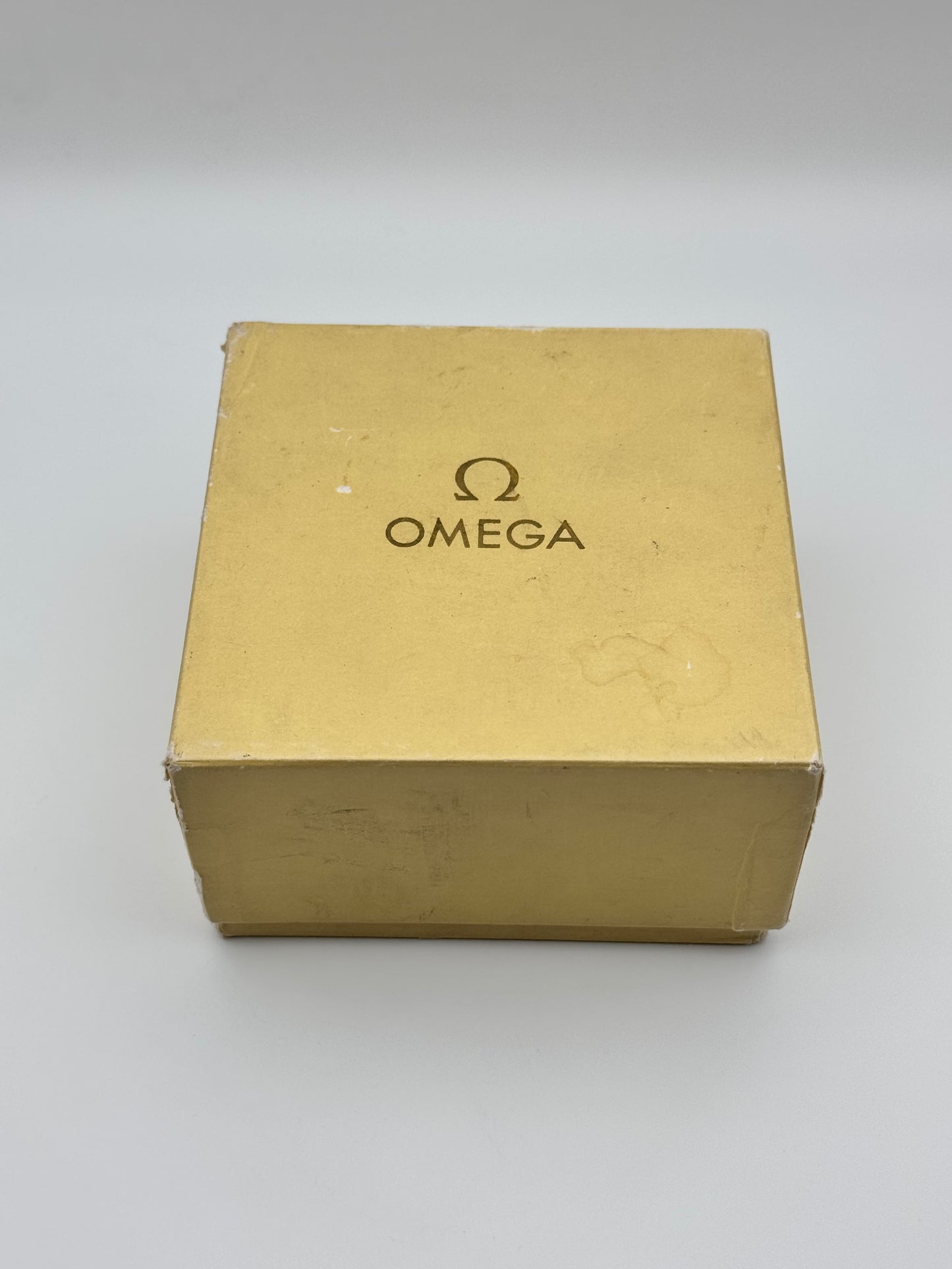 Omega Geneve Manual Wind 9ct Gold - 132.5017 - Original Box and Papers