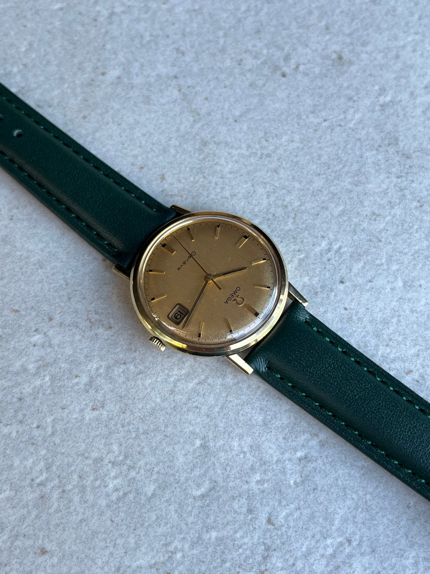 Omega Geneve Manual Wind 132.019