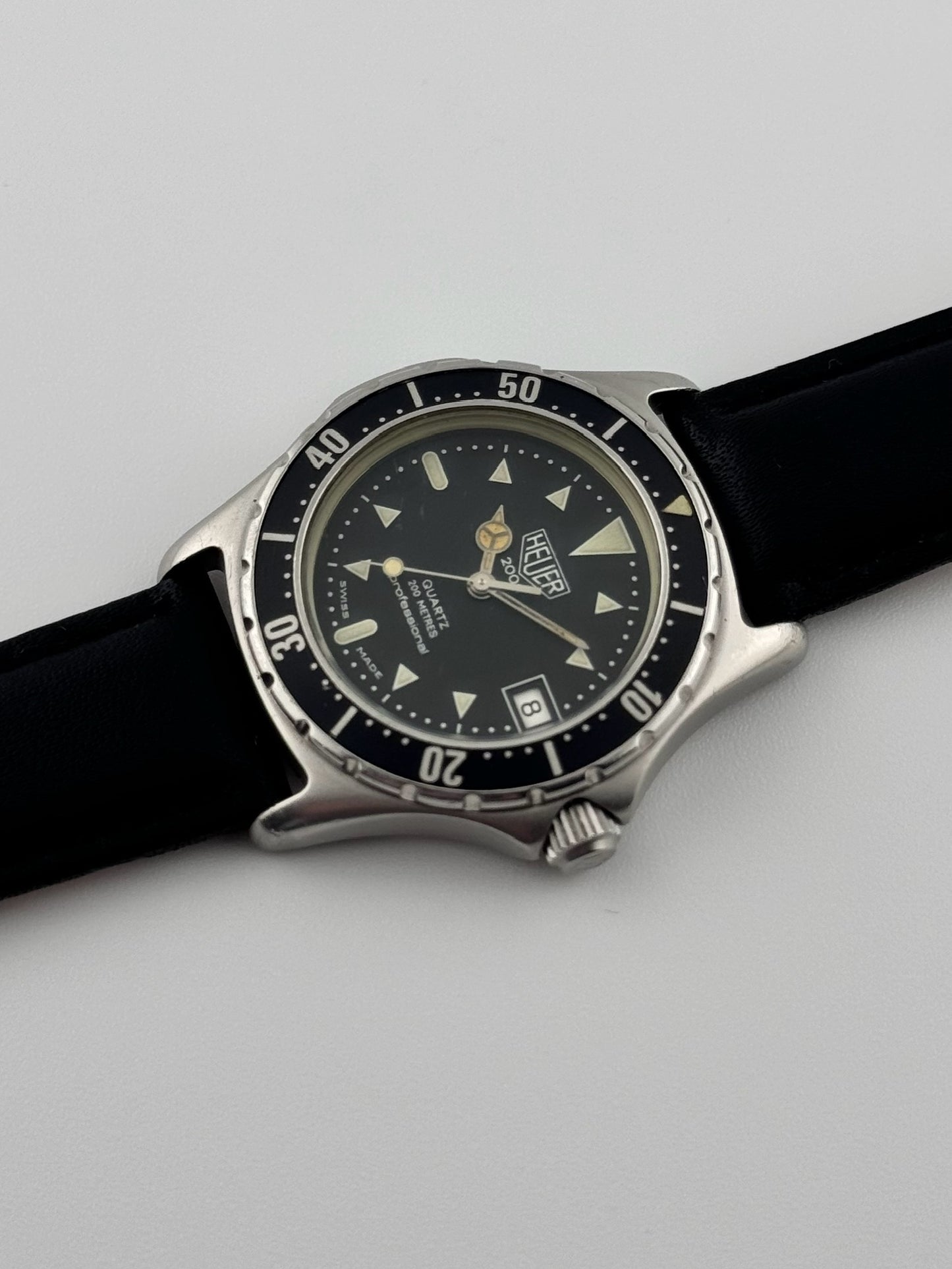 Heuer 2000 Professional Quartz Date 973.013