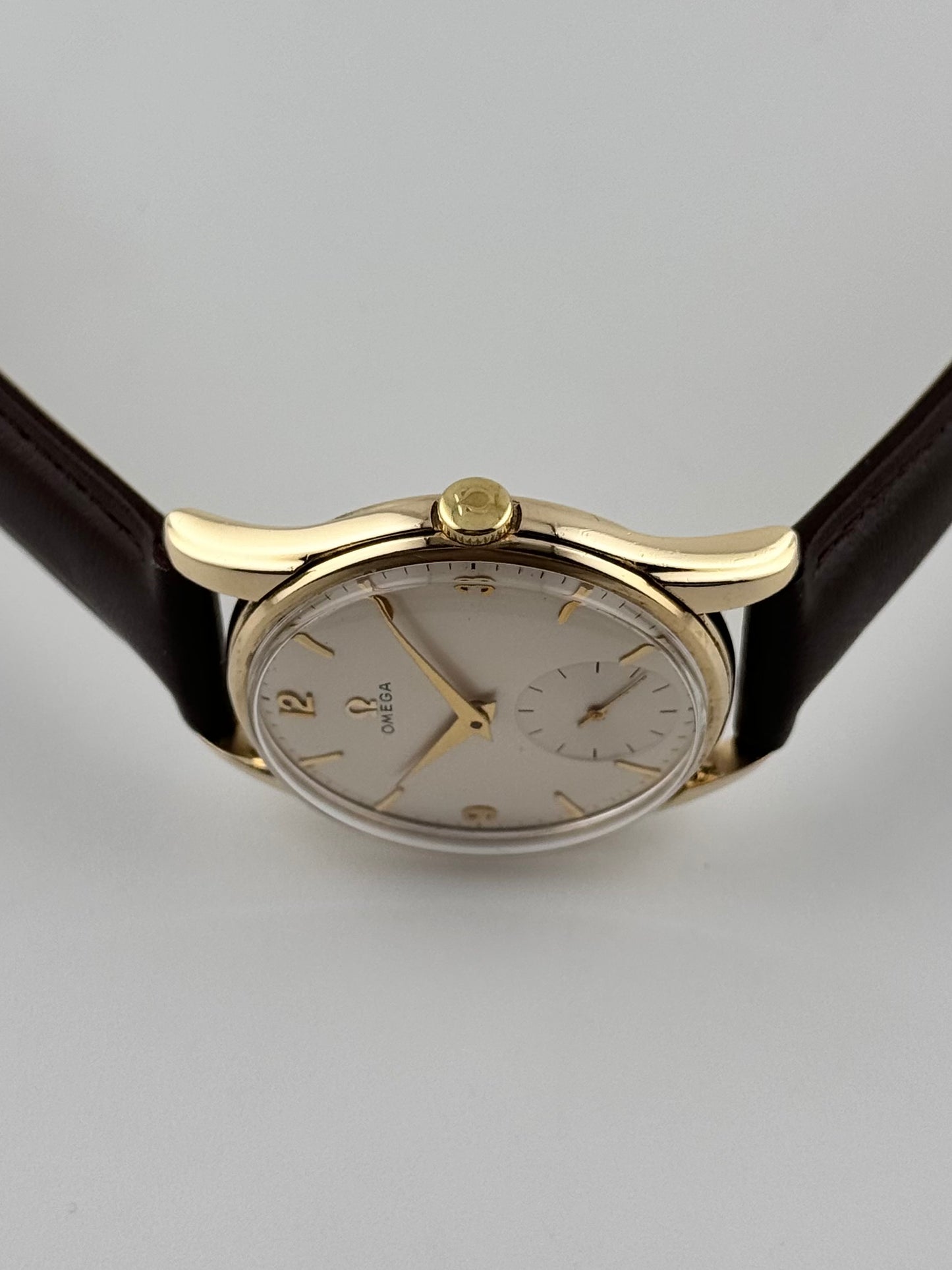 Omega Manual Wind Sub Seconds 9ct Solid Gold - 153.103