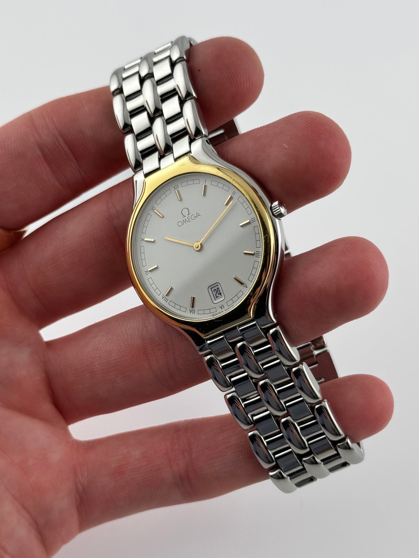 Omega De Ville Quartz Date 396.1016 with Papers