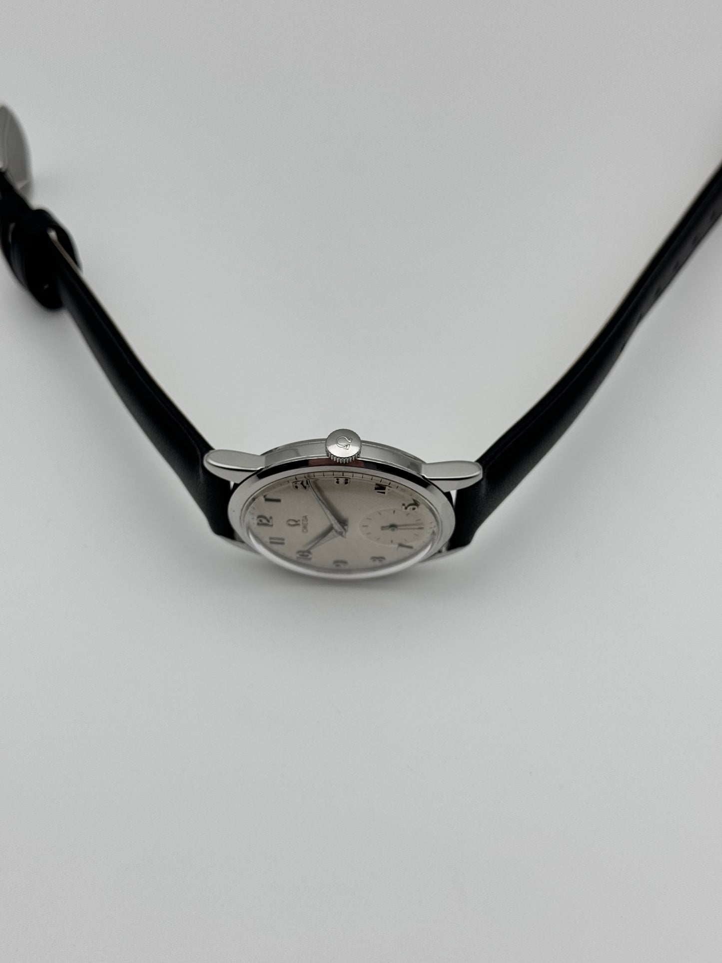 Omega Manual Wind Sub Seconds 13332 - Rare Arabic Dial