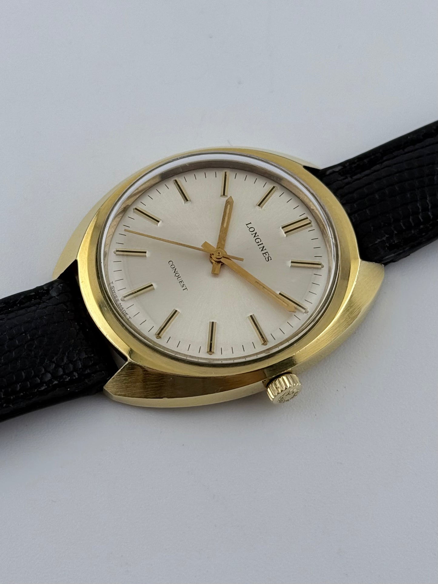 Longines Conquest Manual Wind - Sunburst Dial