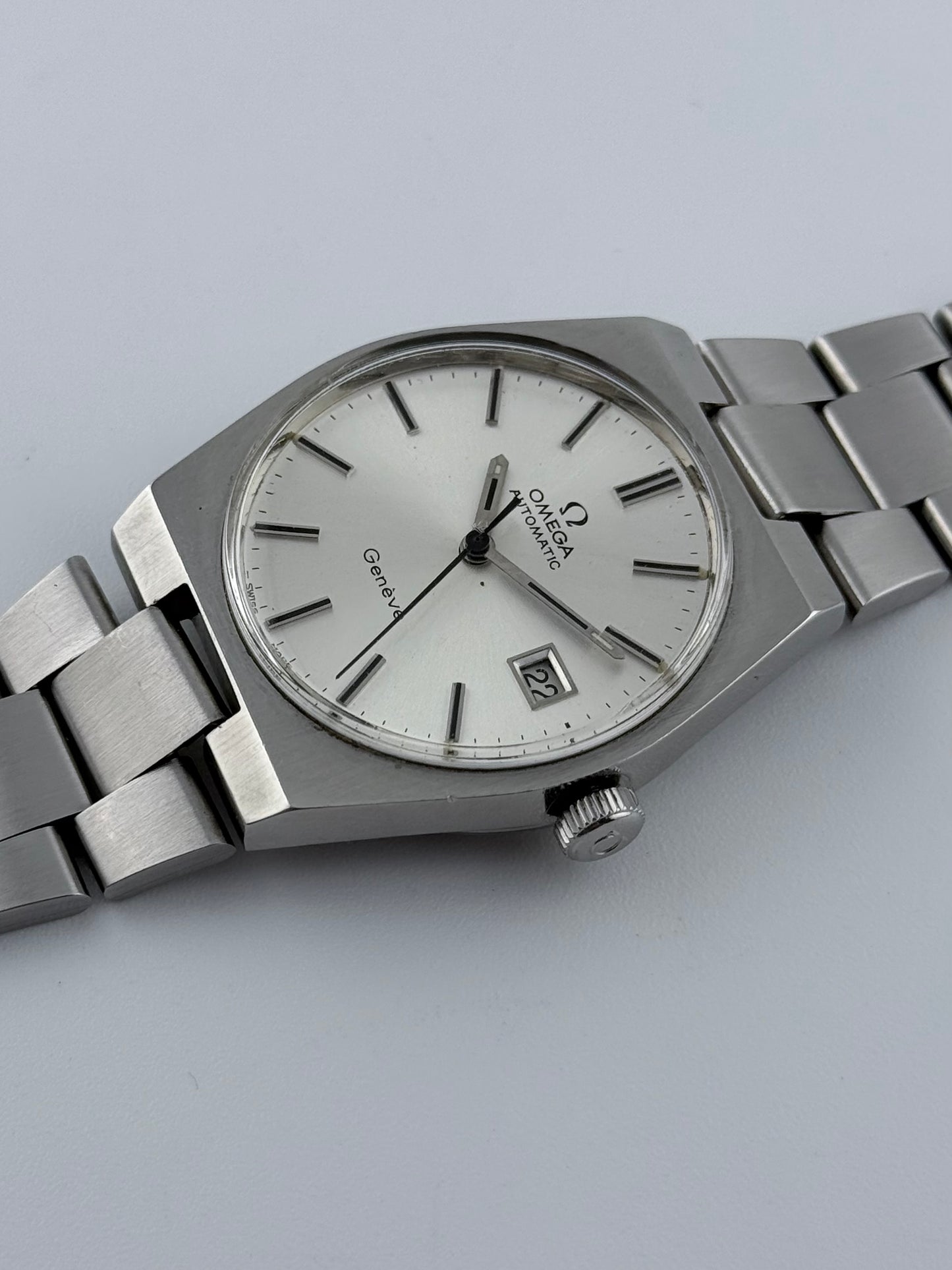Omega Geneve Automatic Date 166.099