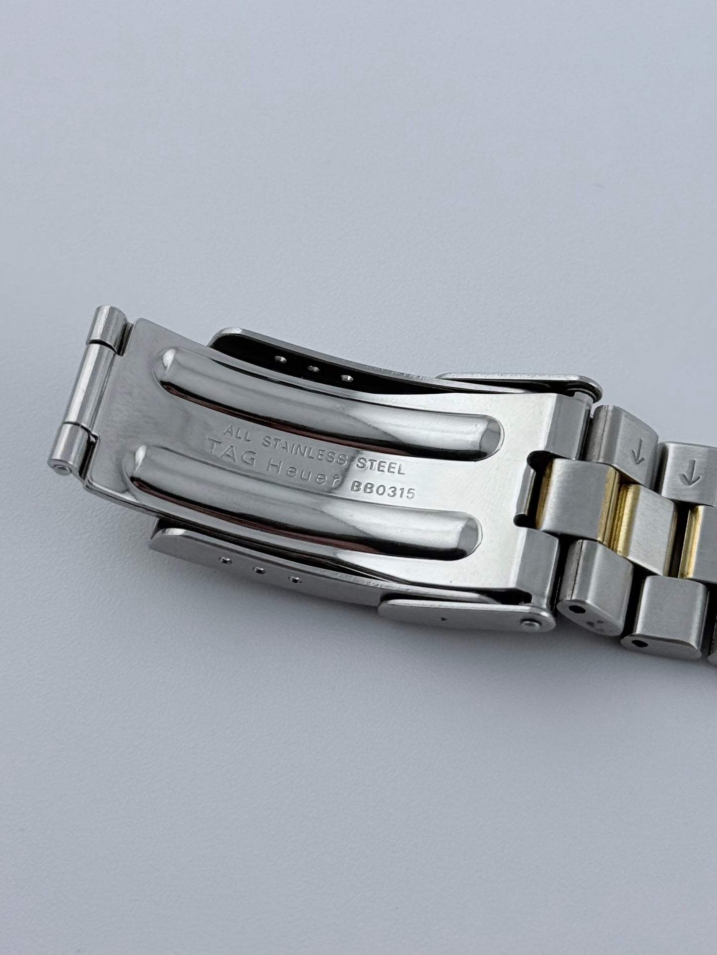 Tag Heuer Professional 200 Quartz Date - WK1220