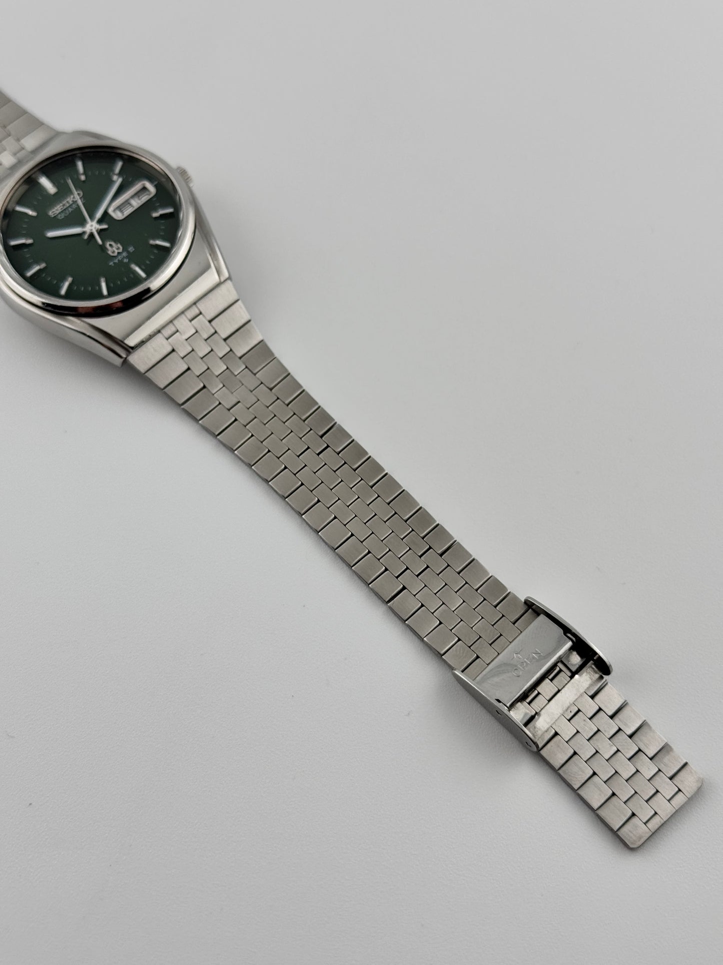 Seiko Type II Quartz JDM - Rare Green Dial - 7546-8000