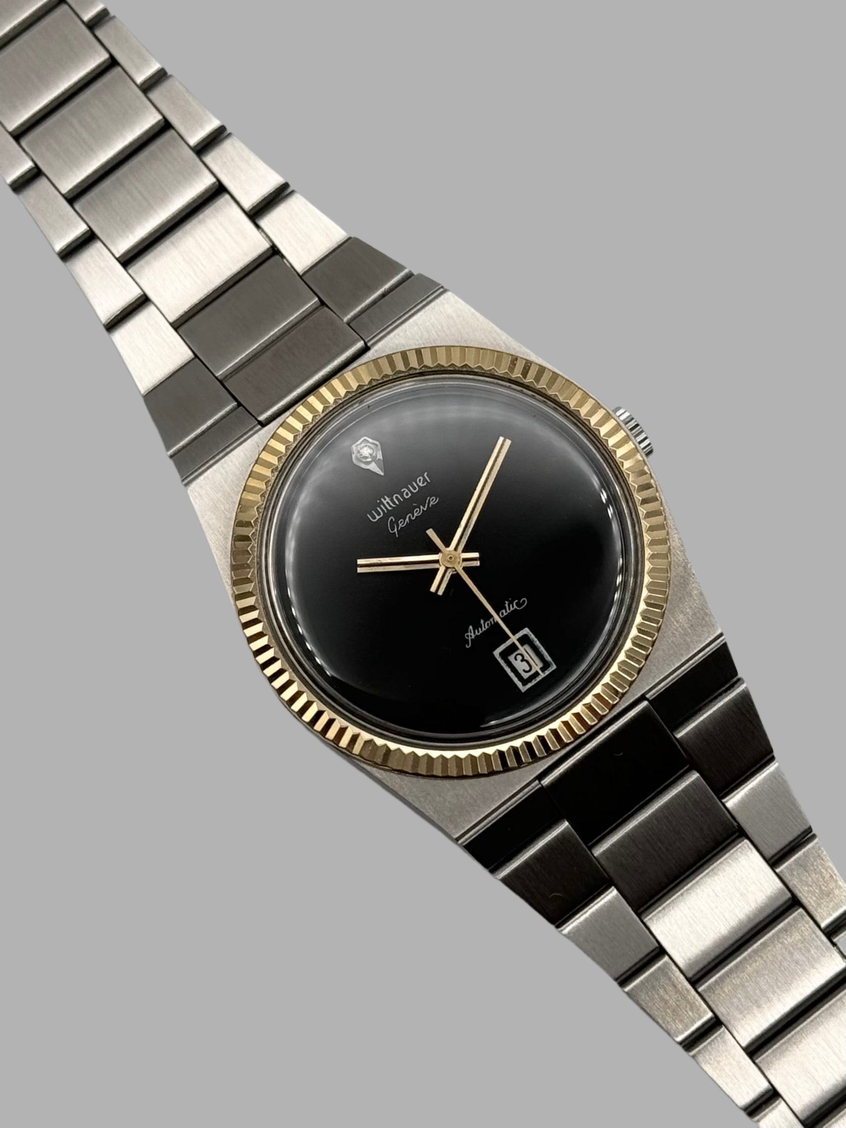 Longines Wittnauer Automatic Date Near New Old Stock Original Box