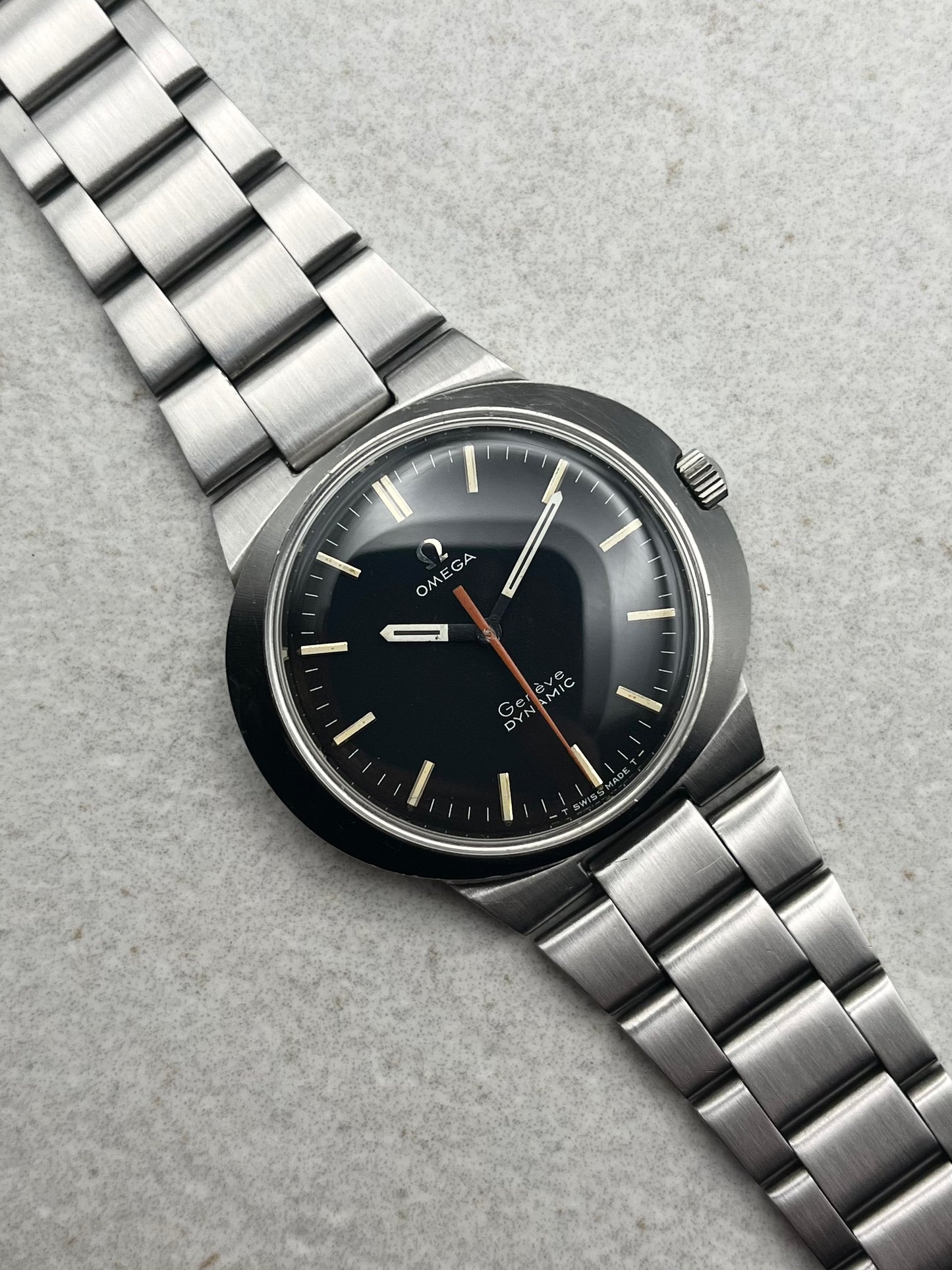 Omega Geneve Dynamic Manual Wind 135.033