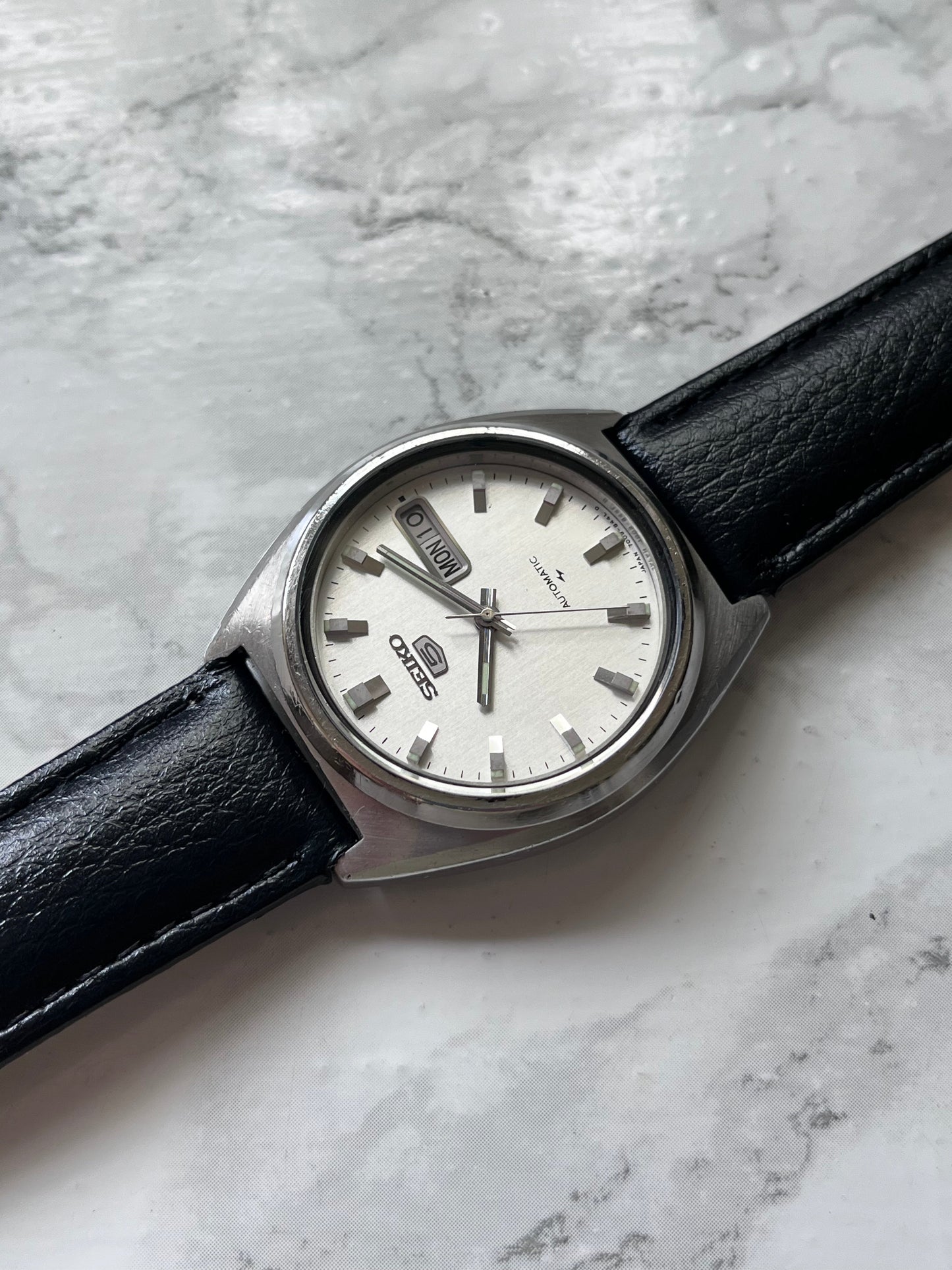 Seiko 5 Automatic 7009-8330