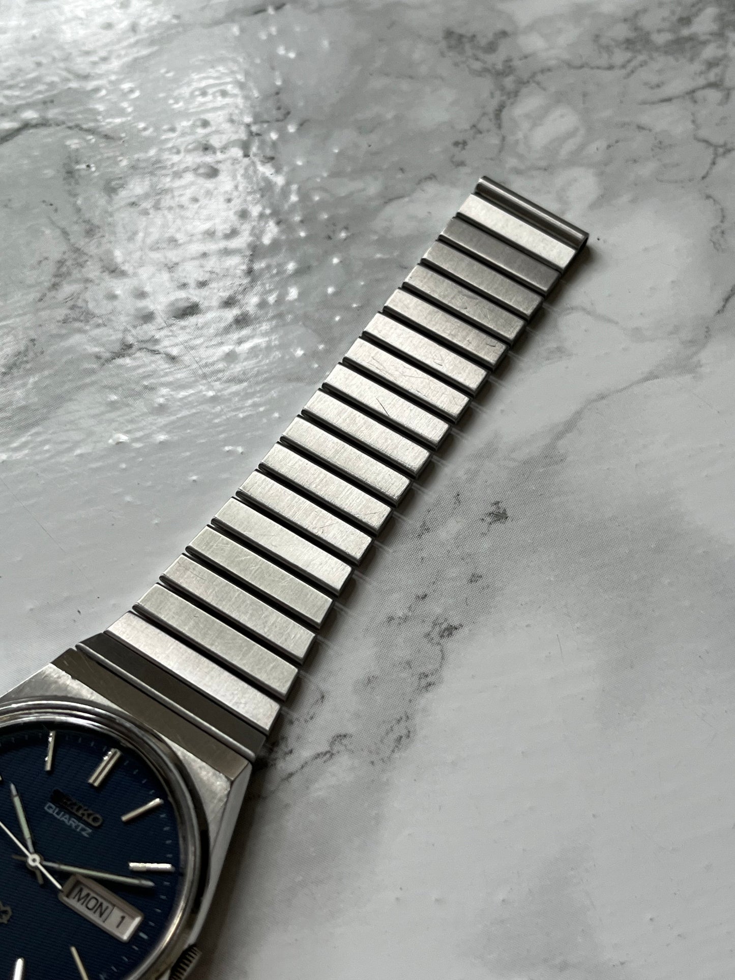 Seiko SQ Quartz Texture Dial 7123-8310-P