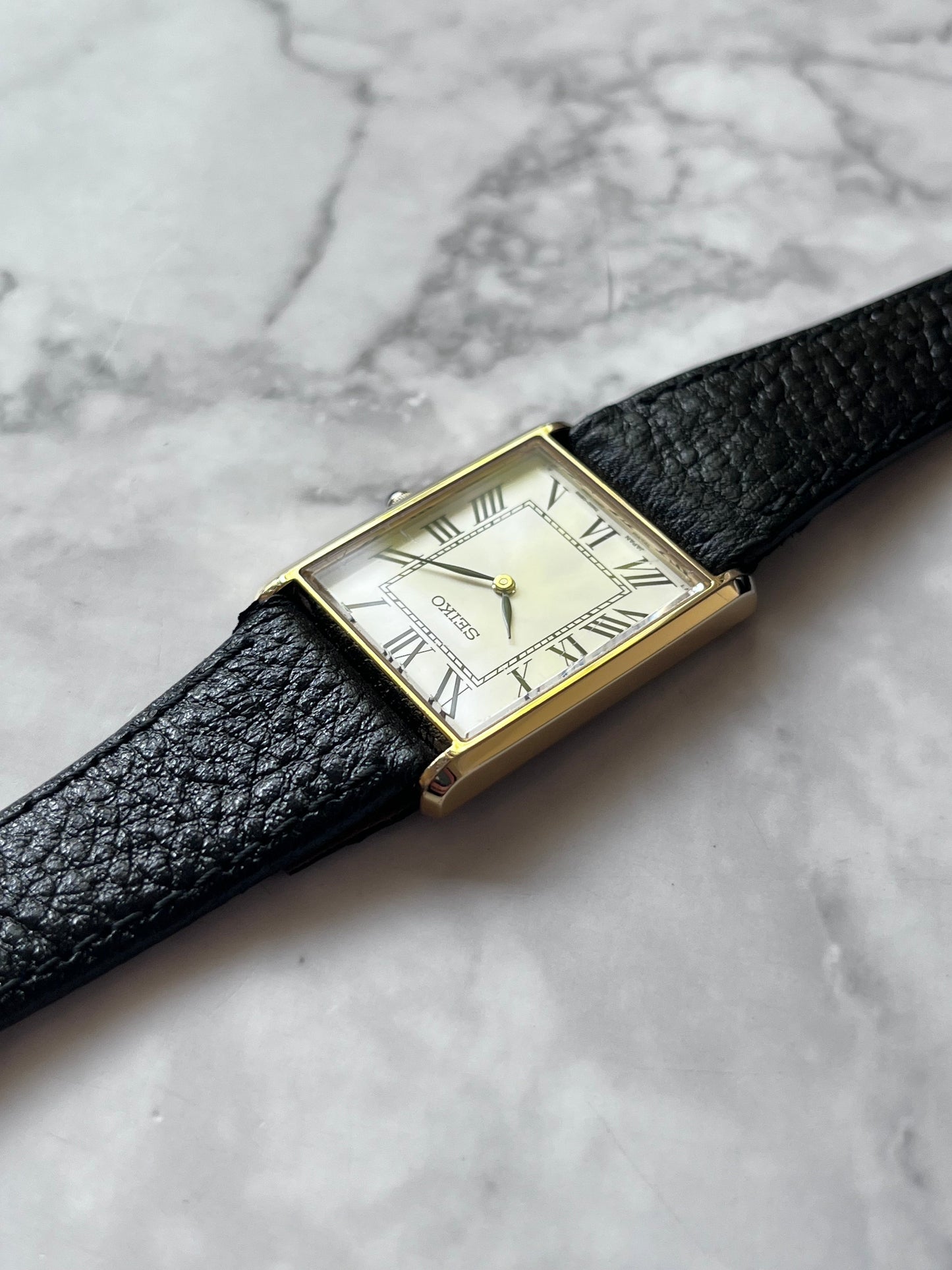 Seiko Tank Quartz 7N00-0AZ0