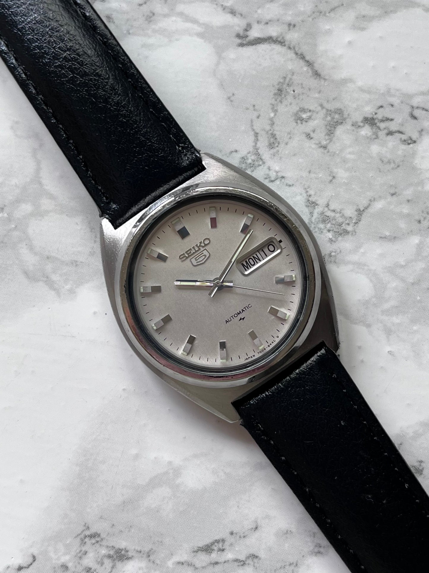 Seiko 5 Automatic 7009-8330