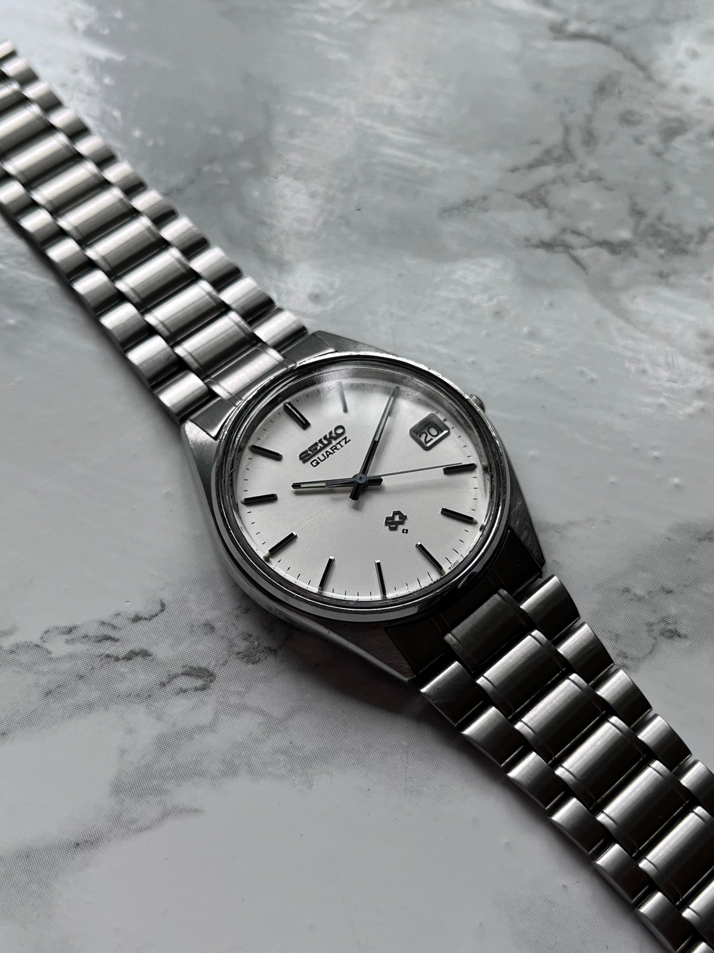 Seiko SQ Quartz 8222-7000