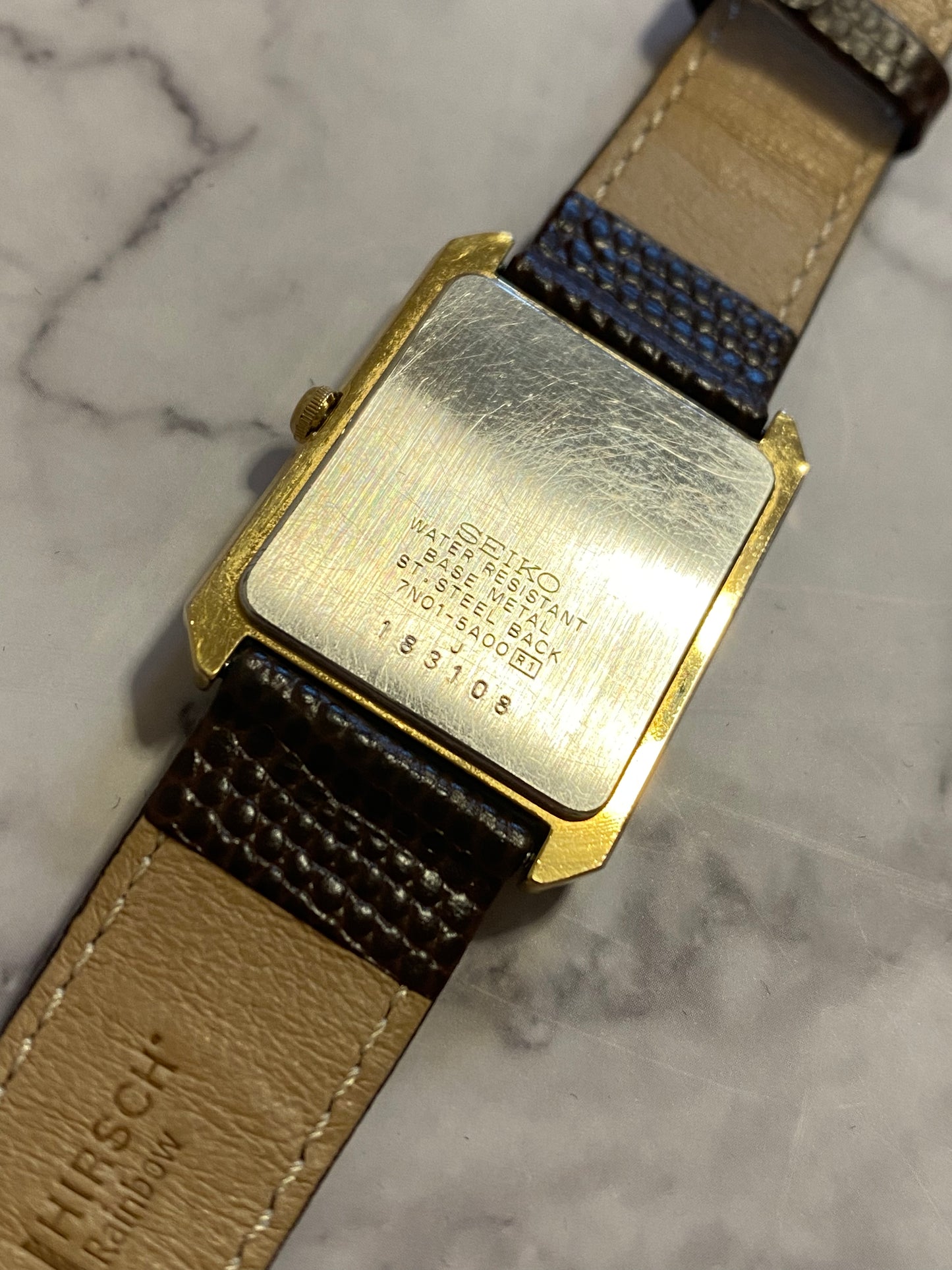 Seiko Tank Quartz 7N01-5A00