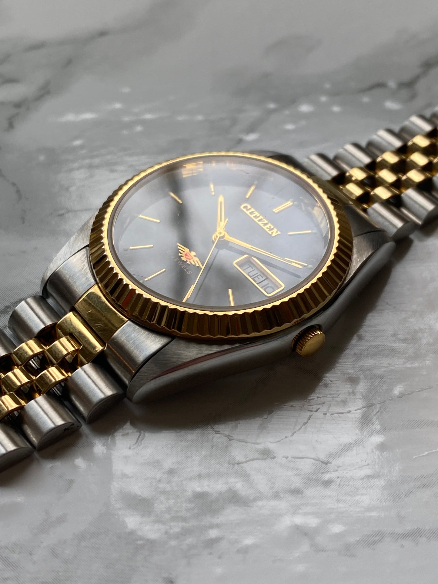 Citizen Eagle 7 Day-Date 4-R02106