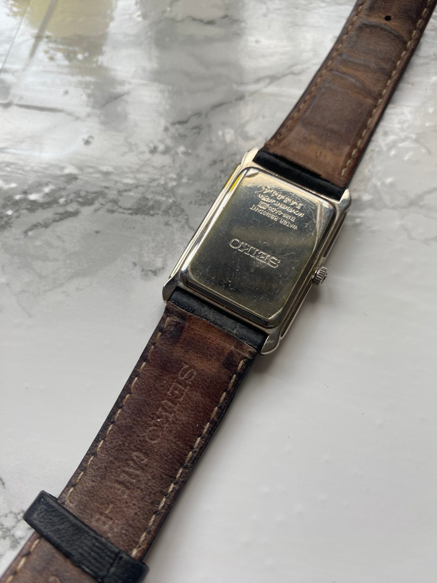 Seiko Tank Quartz 7N89-0AD0