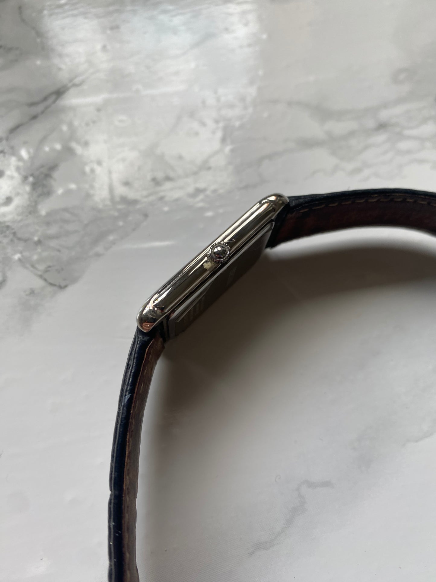 Seiko Tank Quartz 7N89-0AD0