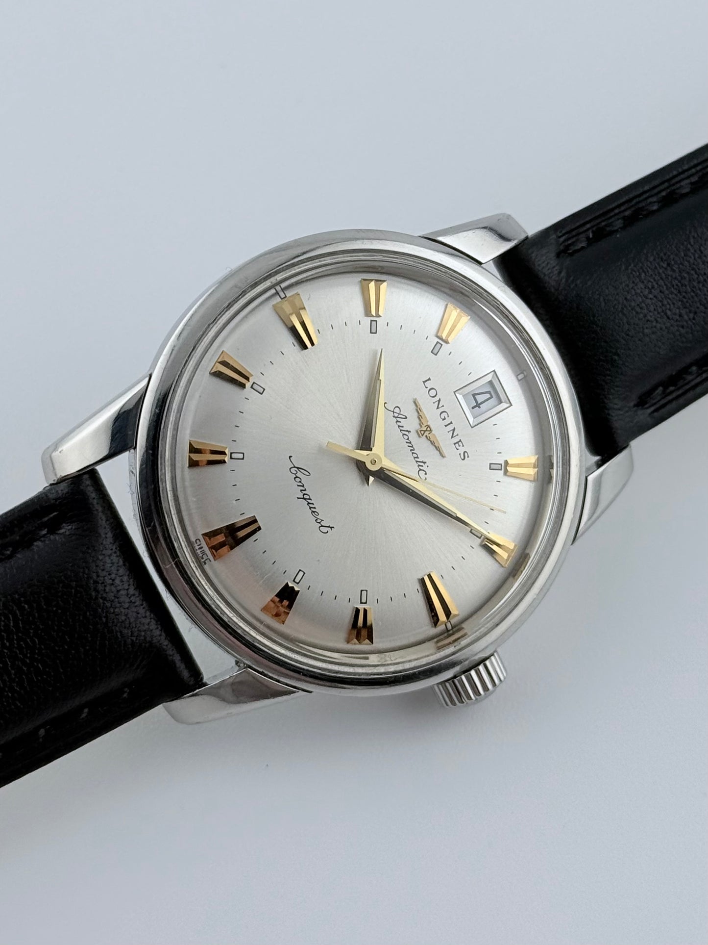 Longines Conquest Automatic Date L.1611.4 - Sunburst Dial
